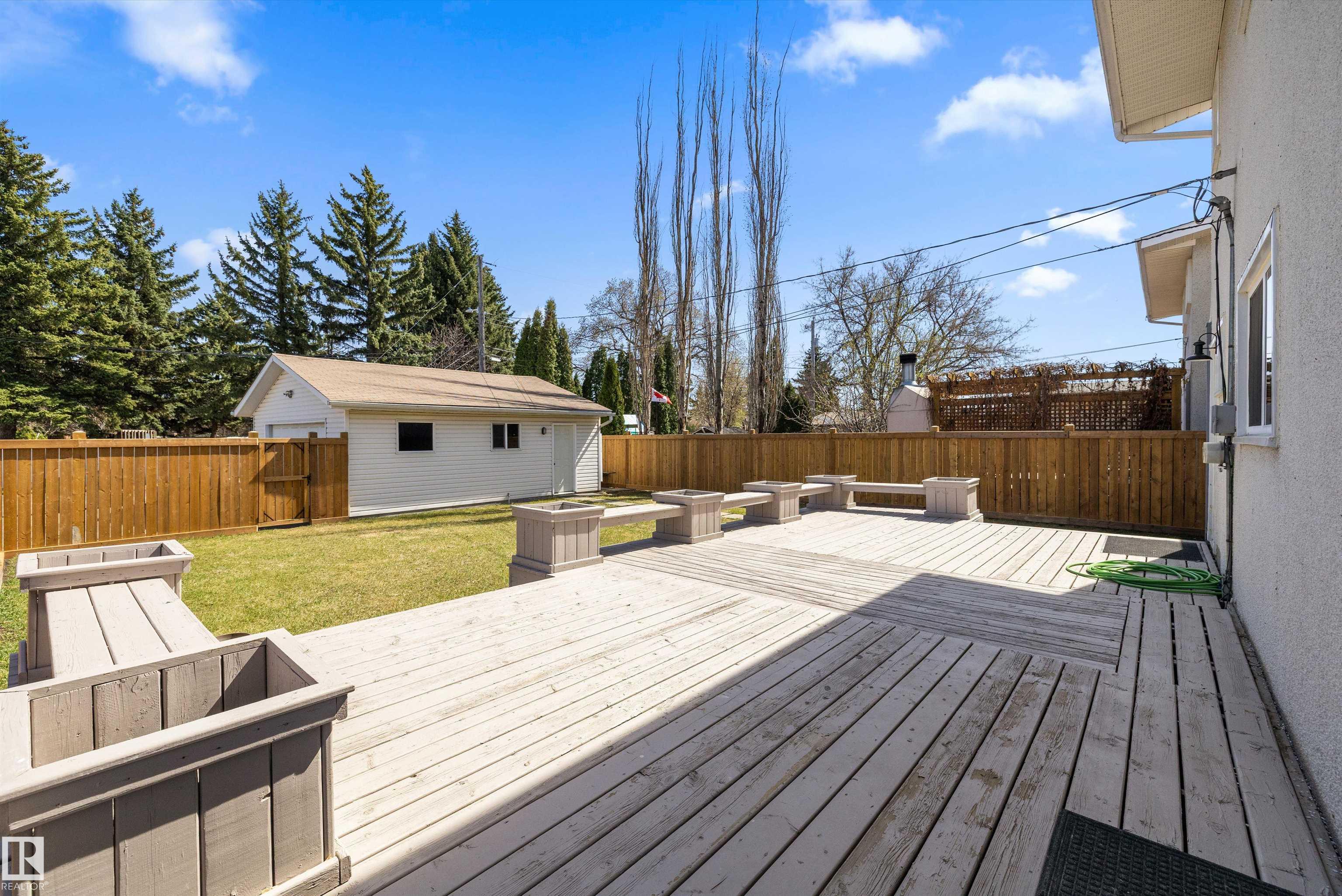 https://zimg.paragon.ice.com/ParagonImages/Property/PM/RAE/225399938/46/0/0/90b3e6d31d01225bb9f6a4af30bcaf7b/1/22e03ead17b2e13c8139ddd28b872904/225399938-2dd7b176-be18-4cf3-a66e-d38c886fbdb7.JPG