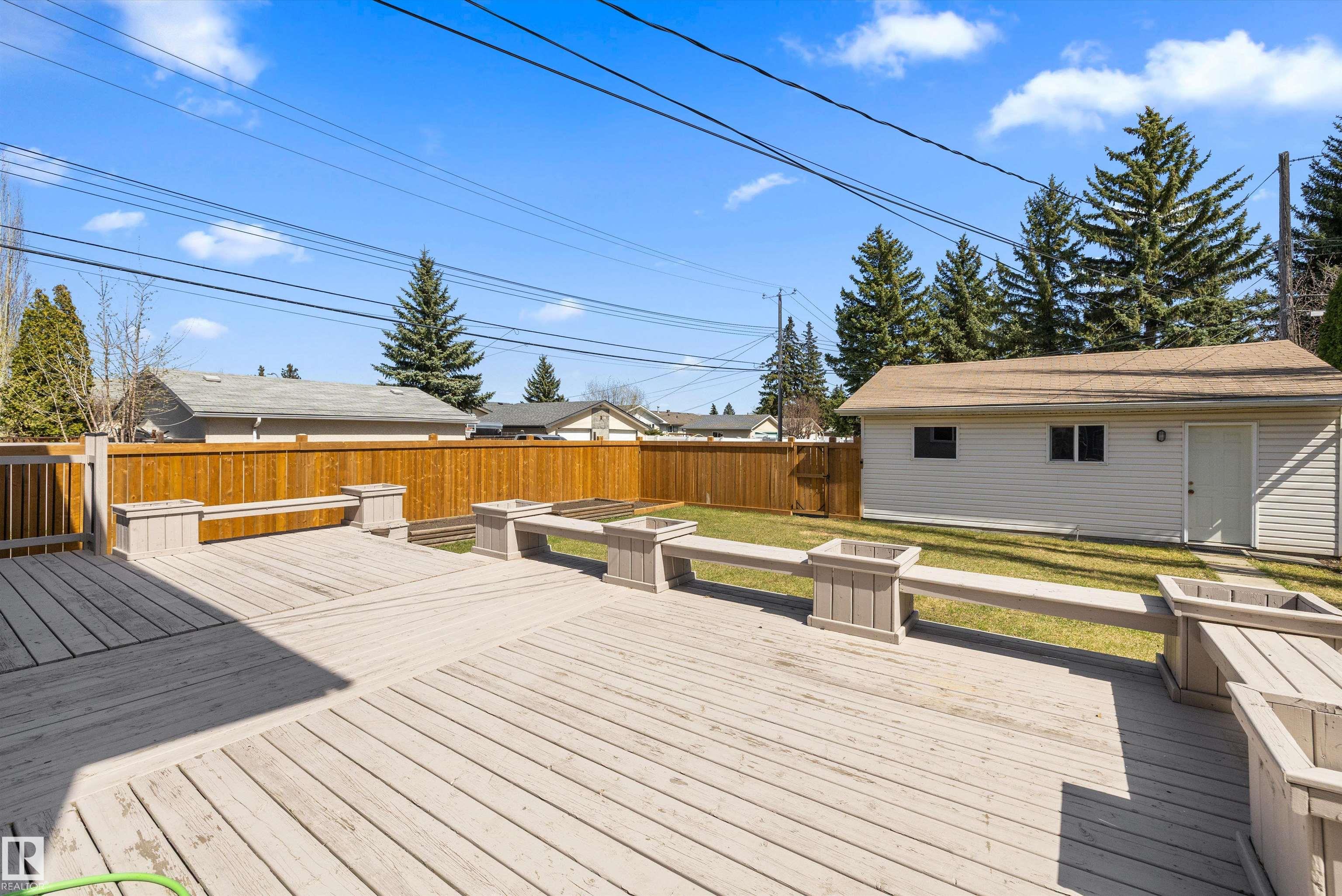 https://zimg.paragon.ice.com/ParagonImages/Property/PM/RAE/225399938/48/0/0/e91f7d4b24b832eccf7328e8dde6be8a/1/22e03ead17b2e13c8139ddd28b872904/225399938-3ddd1d23-1e82-46e8-9ba6-83d260b511e9.JPG