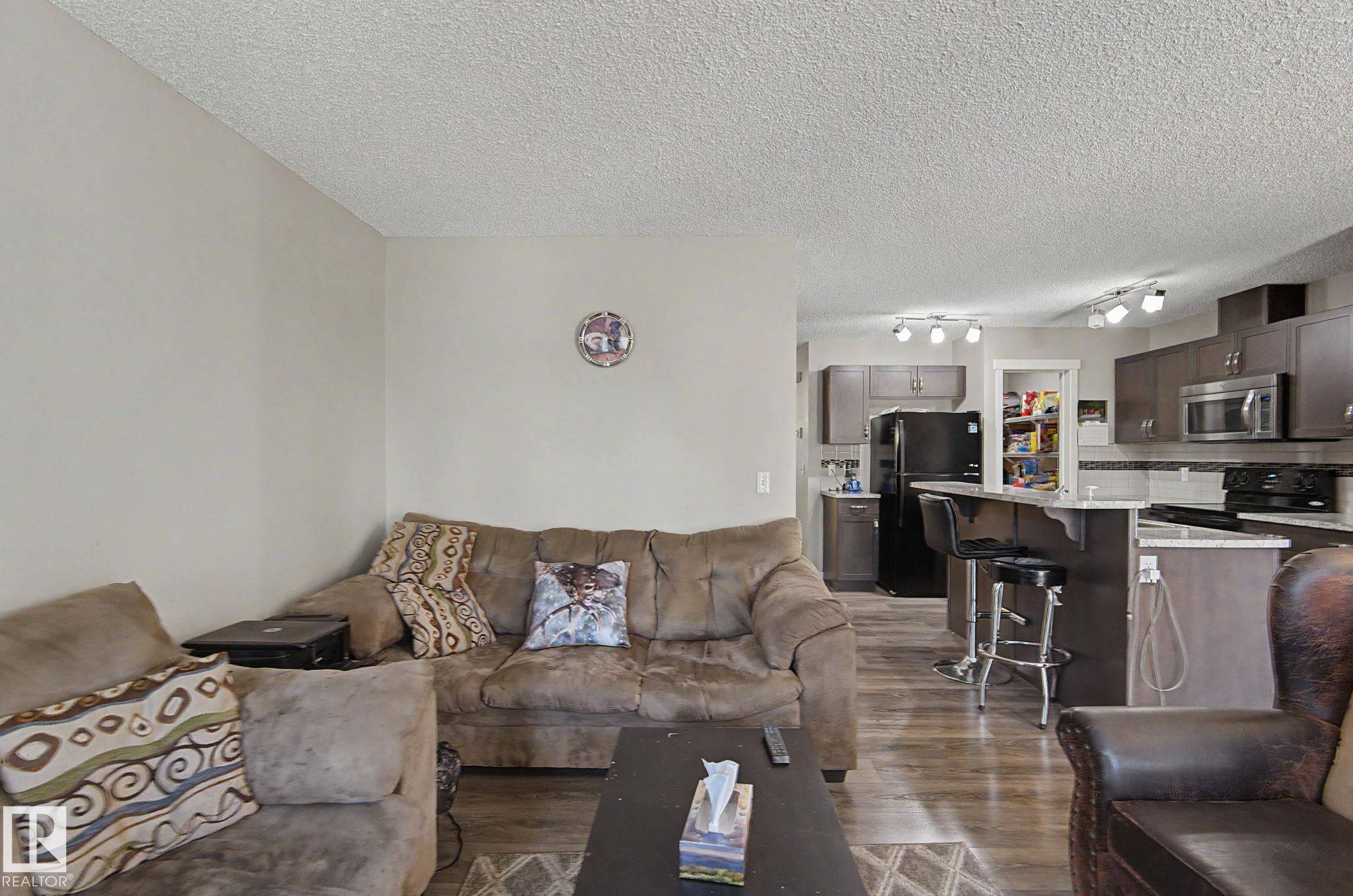 Photo 16 at 1211 29 Street NW, Laurel, Edmonton