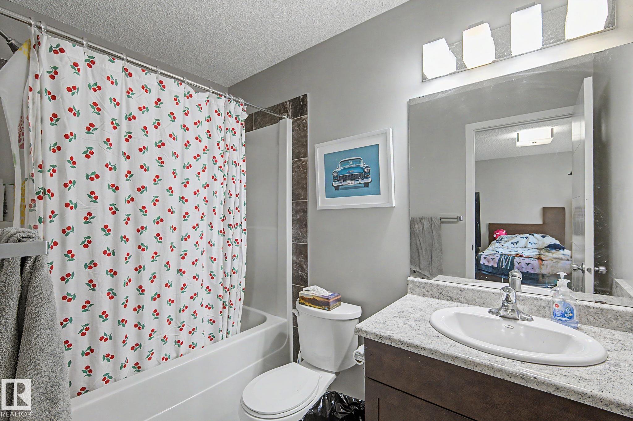 Photo 24 at 1211 29 Street NW, Laurel, Edmonton