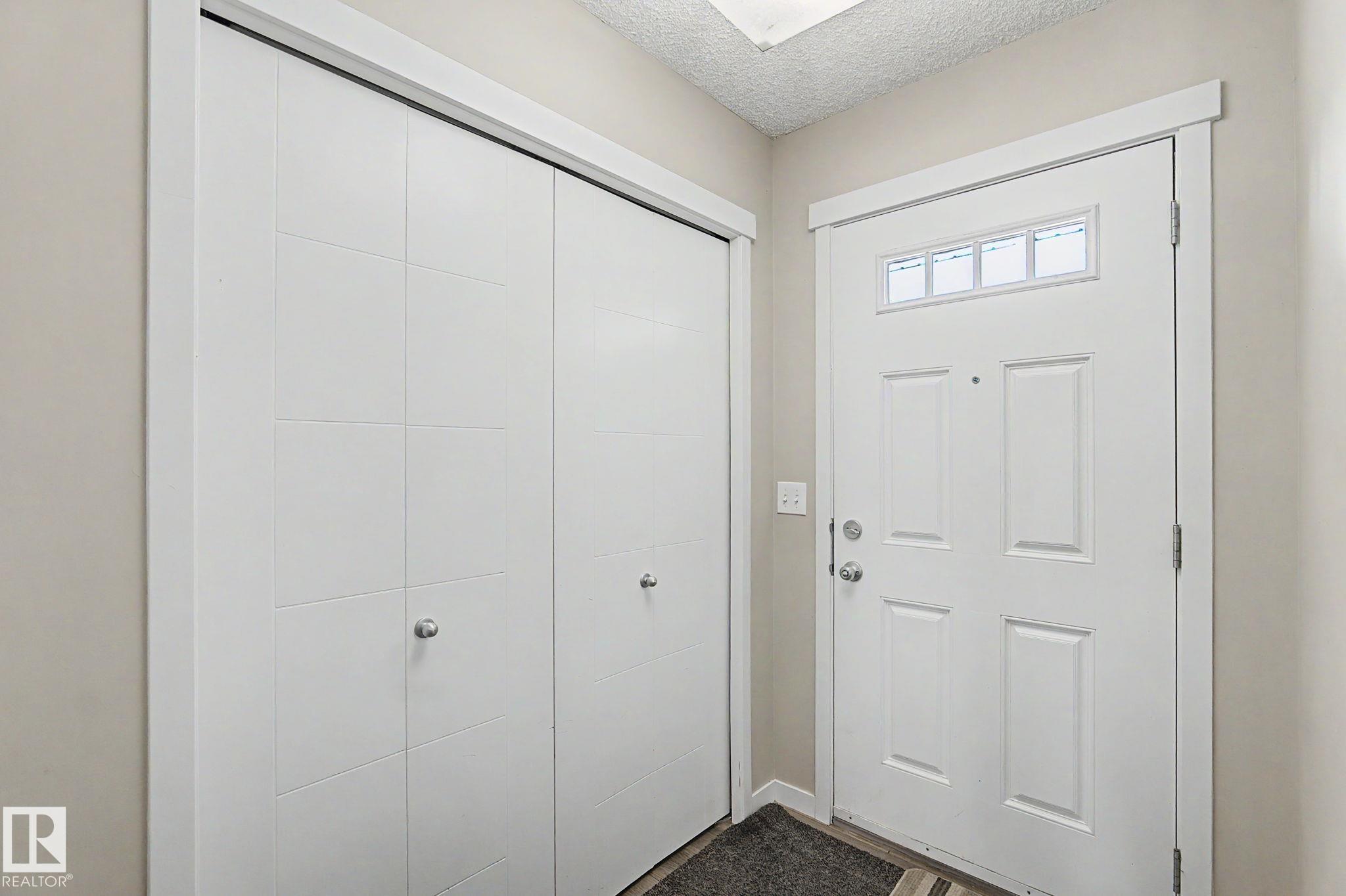 1211 29 Street NW, Laurel, Edmonton