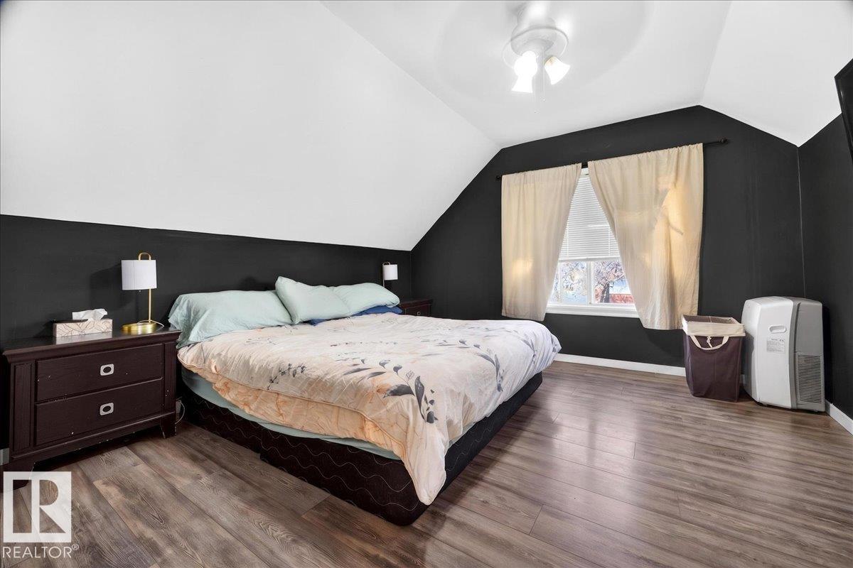 https://zimg.paragon.ice.com/ParagonImages/Property/PM/RAE/225399941/18/0/0/e9f434f6406588b8cdf00cc4fe7e89b6/1/8f2f687dda4e09d822776795a67b59f5/225399941-1d53466d-f507-4659-a888-0b4a34984223.JPG
