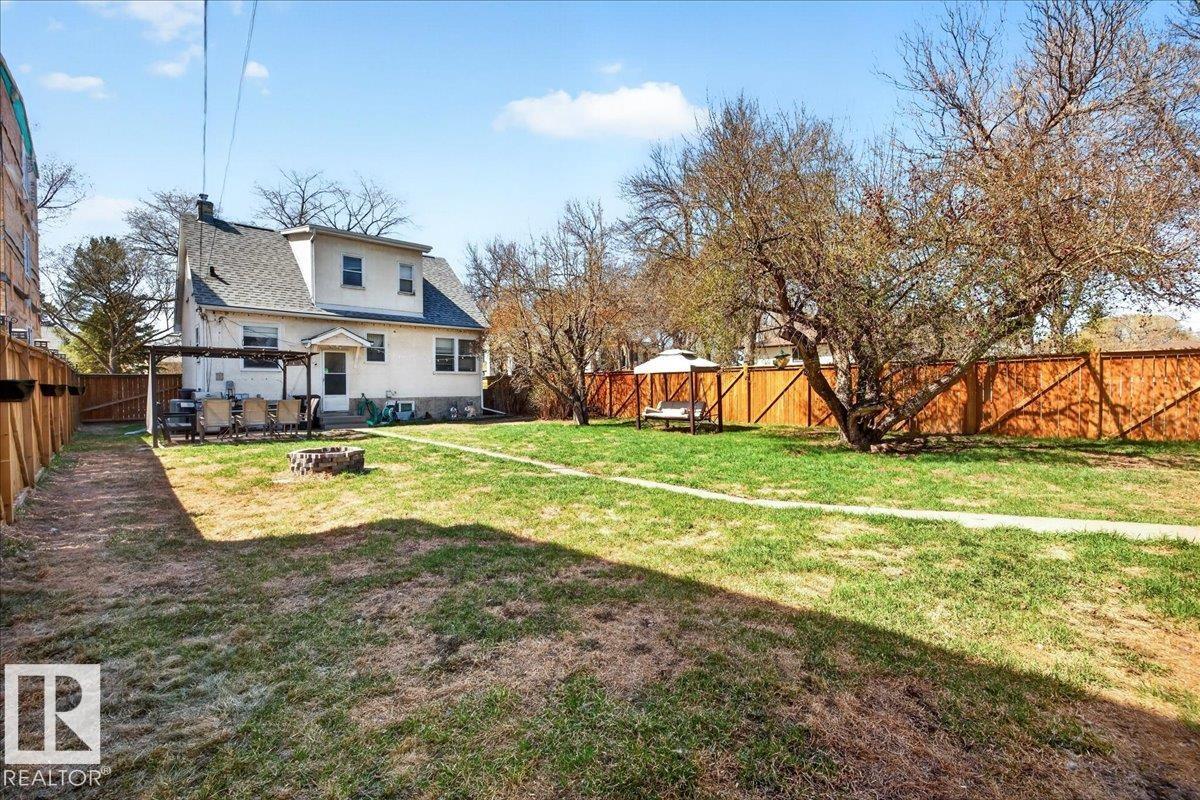 https://zimg.paragon.ice.com/ParagonImages/Property/PM/RAE/225399941/29/0/0/a189518fa4b32f59e28059608a008e32/1/8f2f687dda4e09d822776795a67b59f5/225399941-f606efe0-f55c-49d3-8a6a-64b2f9ac886e.JPG