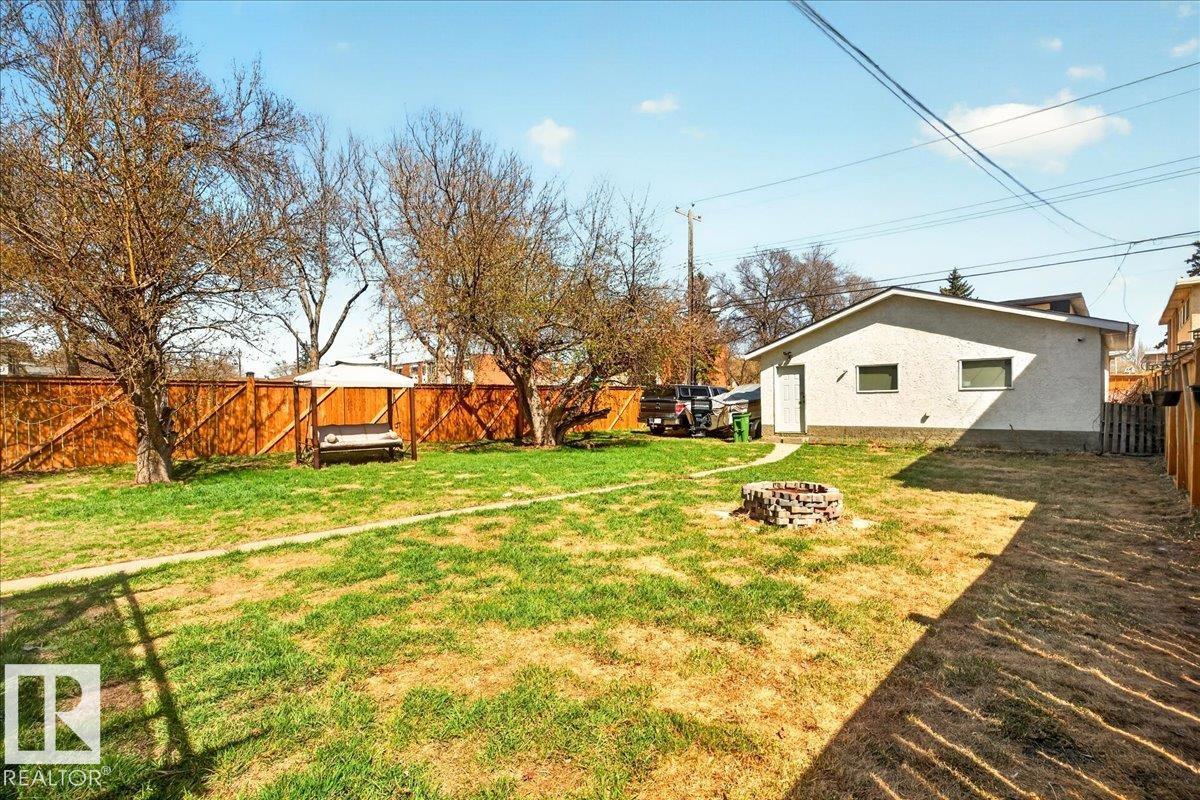 https://zimg.paragon.ice.com/ParagonImages/Property/PM/RAE/225399941/30/0/0/4e6c6af9443abdb386441cd56b8c8690/1/8f2f687dda4e09d822776795a67b59f5/225399941-248162e5-f049-4e80-b22a-b6ff4912a028.JPG