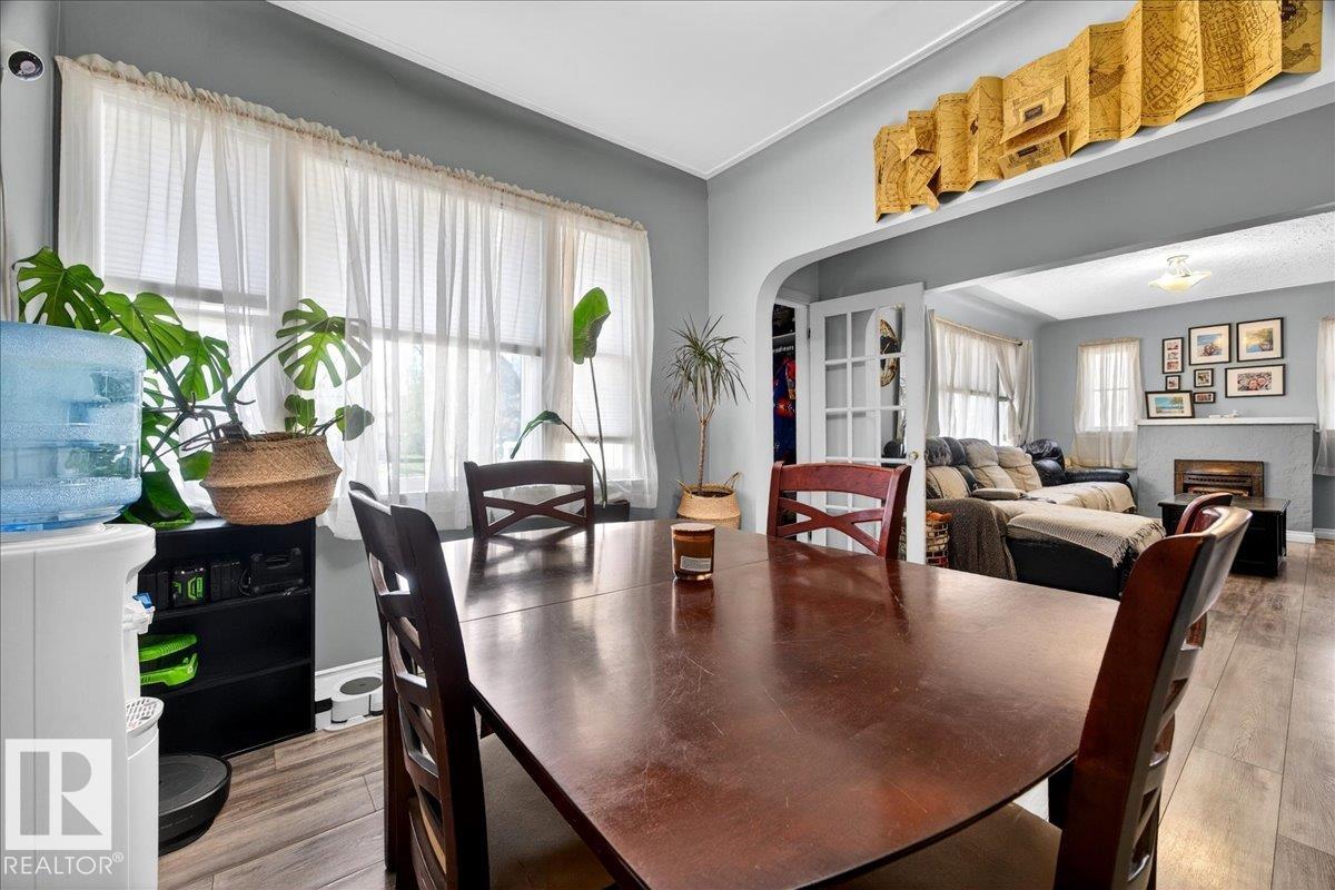 https://zimg.paragon.ice.com/ParagonImages/Property/PM/RAE/225399941/7/0/0/3a0e50344e2e4670d1d7b129517e4689/1/8f2f687dda4e09d822776795a67b59f5/225399941-d48c234f-7c8b-4565-96f9-a655a74ab3cf.JPG