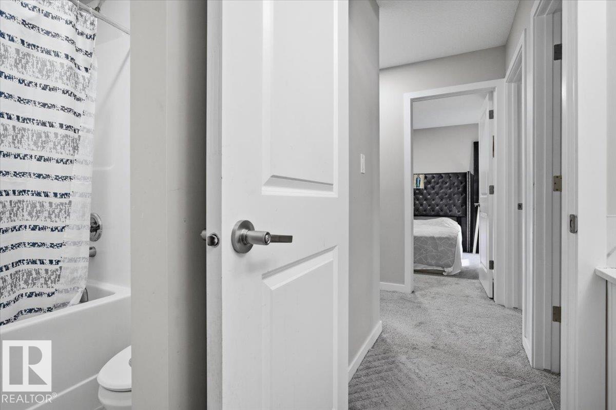 https://zimg.paragon.ice.com/ParagonImages/Property/PM/RAE/225399942/30/0/0/907c216d3c9ba604075f3f430caad5ea/1/b7767b826d84dc8853d8852b01df051a/225399942-c419ce98-2490-47b4-9d07-6f338c9fc77f.JPG