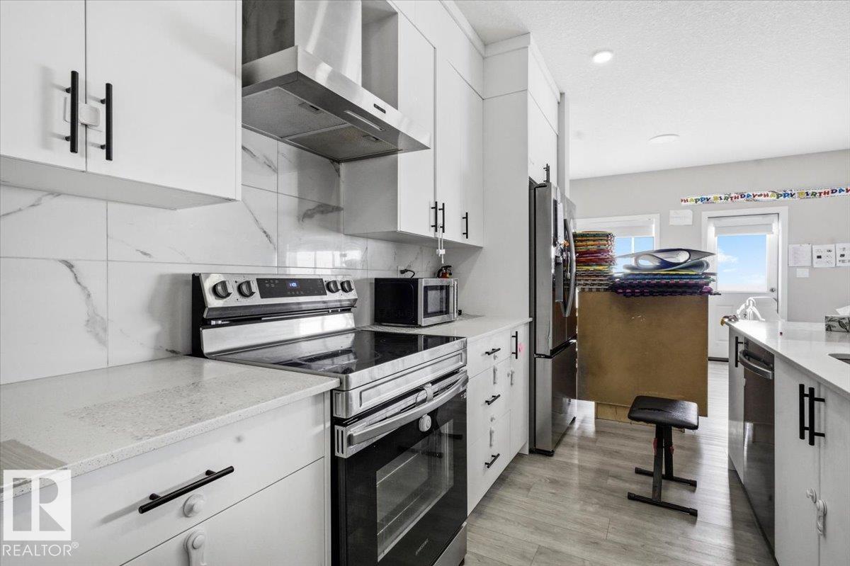 https://zimg.paragon.ice.com/ParagonImages/Property/PM/RAE/225399942/50/0/0/8b1cd227e4fa71ae04ebe57d8d934e5d/1/b7767b826d84dc8853d8852b01df051a/225399942-f8281463-30f6-4882-949f-f9c4c97ed562.JPG