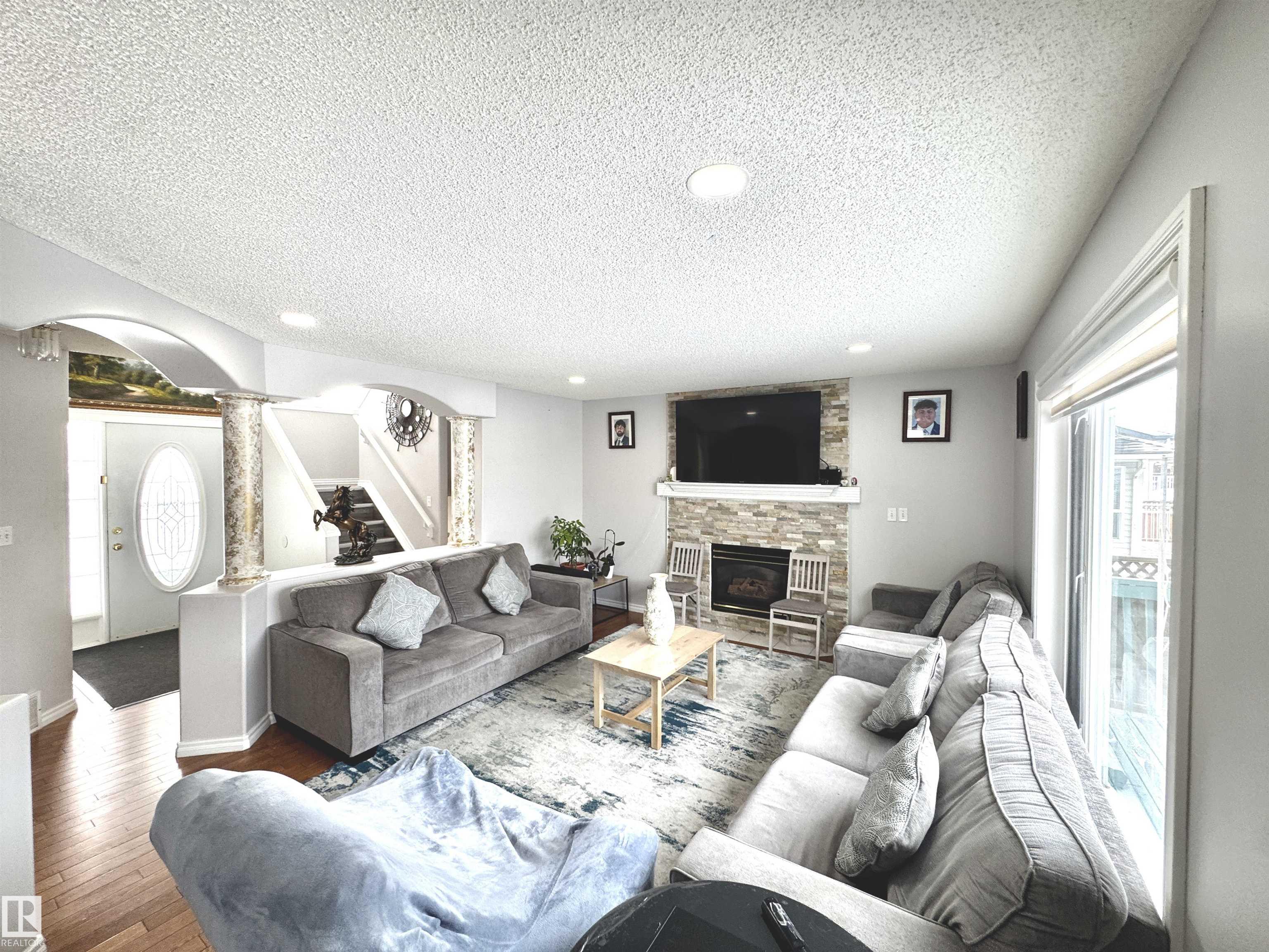 Picture for 6734 162A AV NW