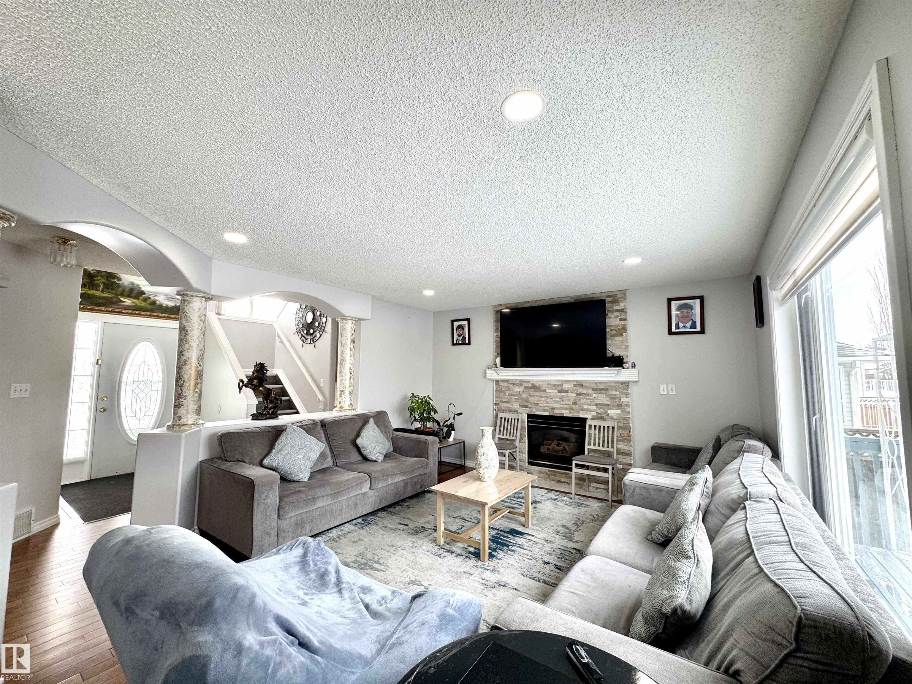 Picture for 6734 162A AV NW
