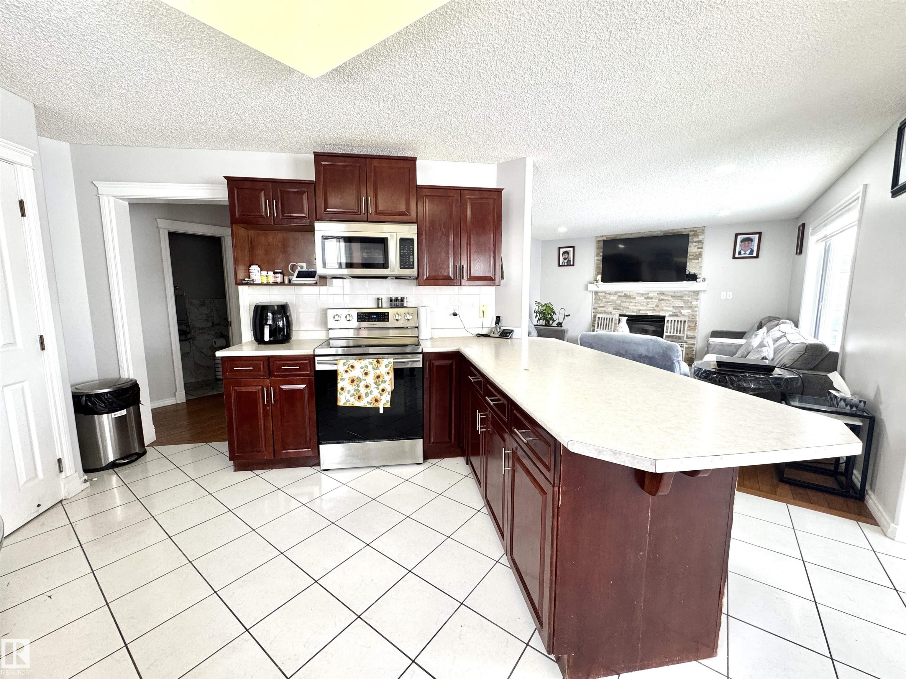 Picture for 6734 162A AV NW