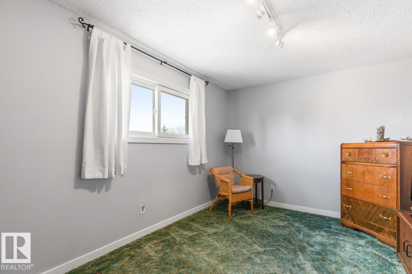 Photo 22 at 10502 158 Street NW, Britannia Youngstown, Edmonton