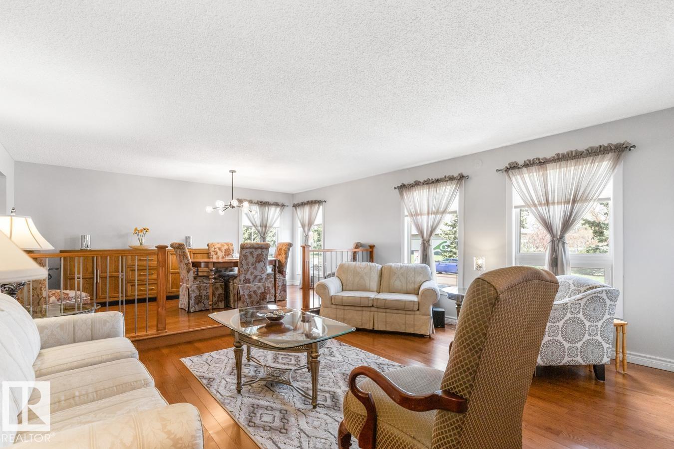 10502 158 Street NW, Britannia Youngstown, Edmonton