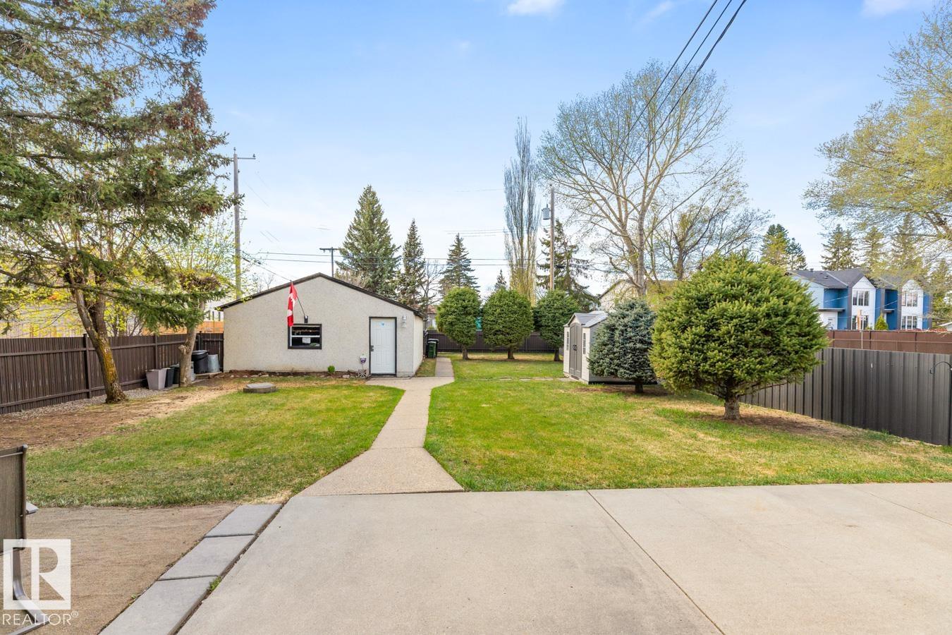 Photo 34 at 10502 158 Street NW, Britannia Youngstown, Edmonton