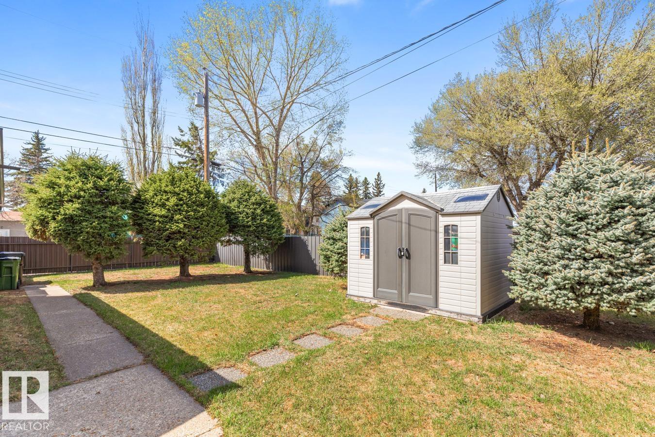 Photo 37 at 10502 158 Street NW, Britannia Youngstown, Edmonton