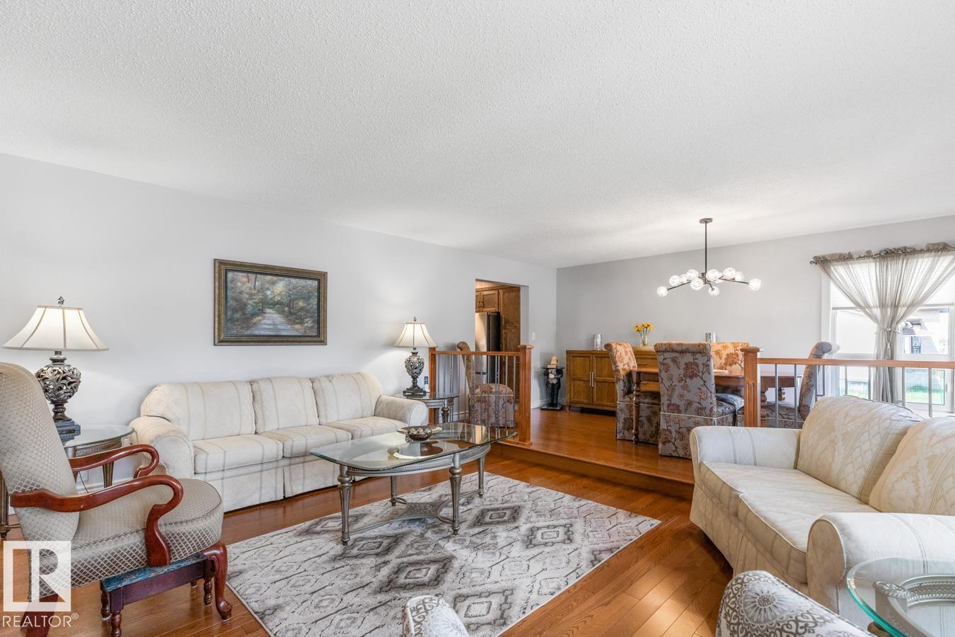 10502 158 Street NW, Britannia Youngstown, Edmonton