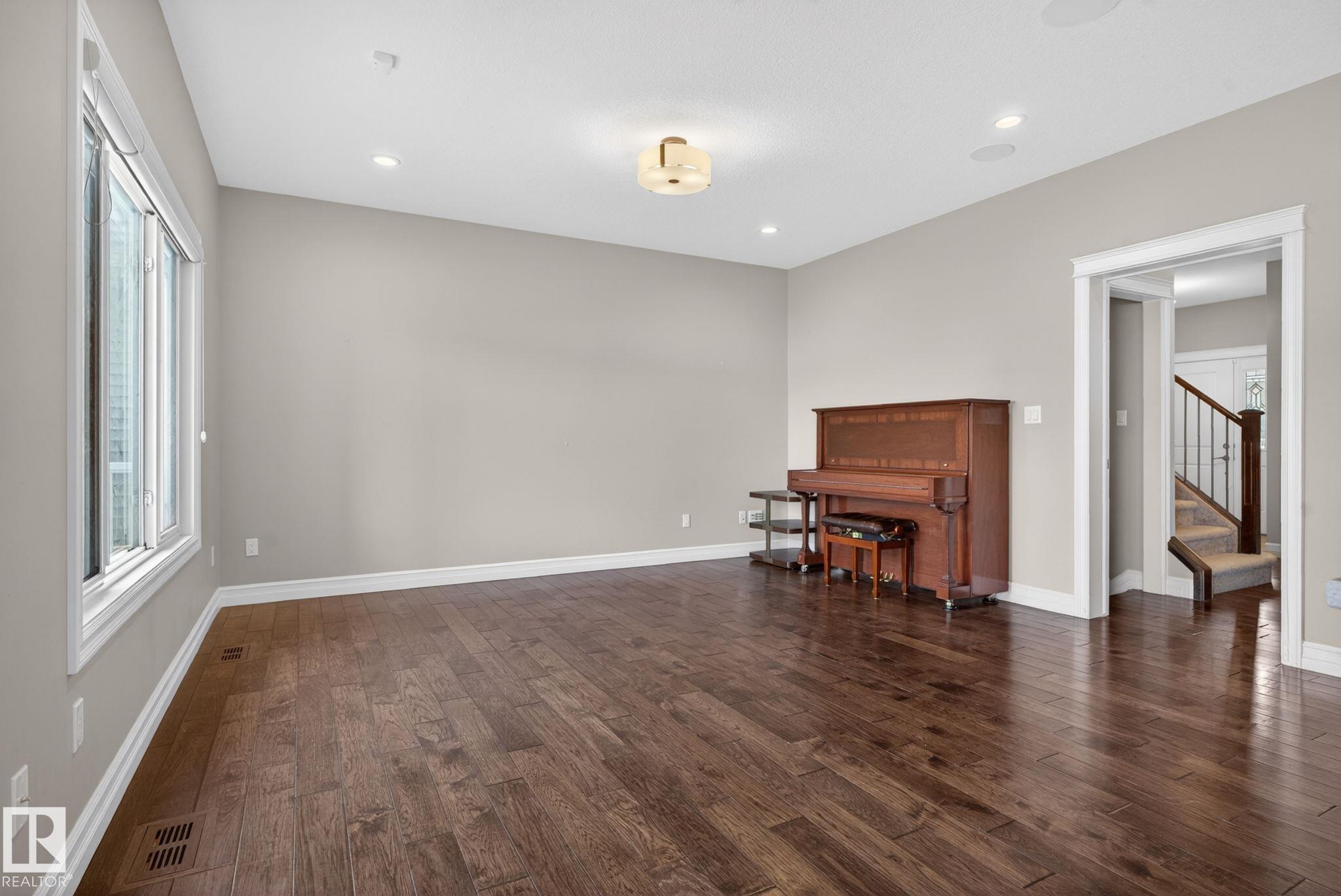 Photo 11 at 5928 19 Avenue SW, Walker, Edmonton