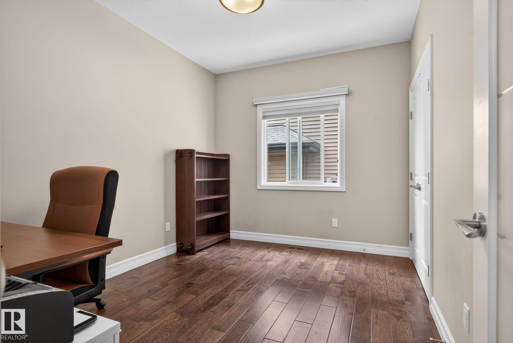 Photo 22 at 5928 19 Avenue SW, Walker, Edmonton
