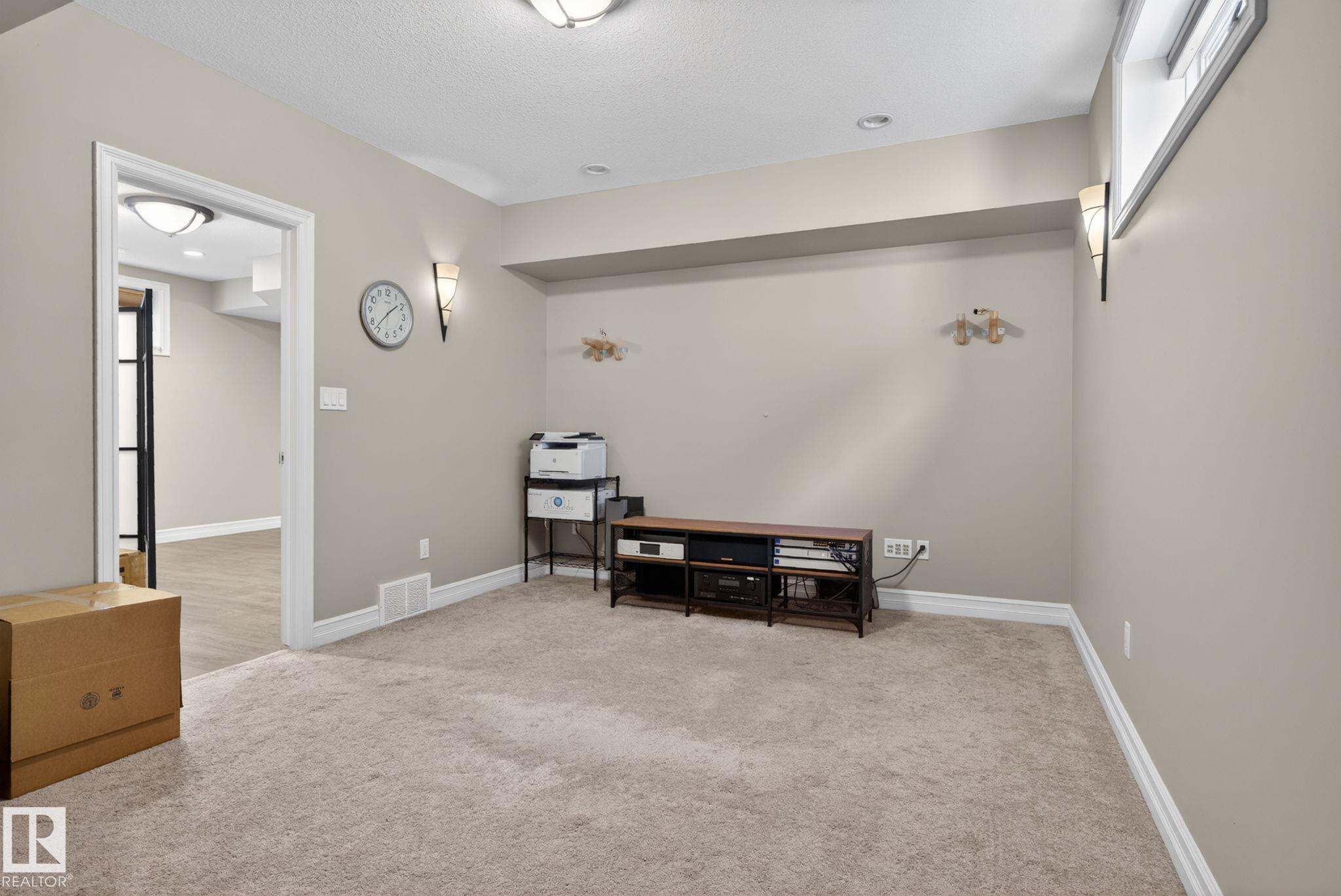 Photo 42 at 5928 19 Avenue SW, Walker, Edmonton