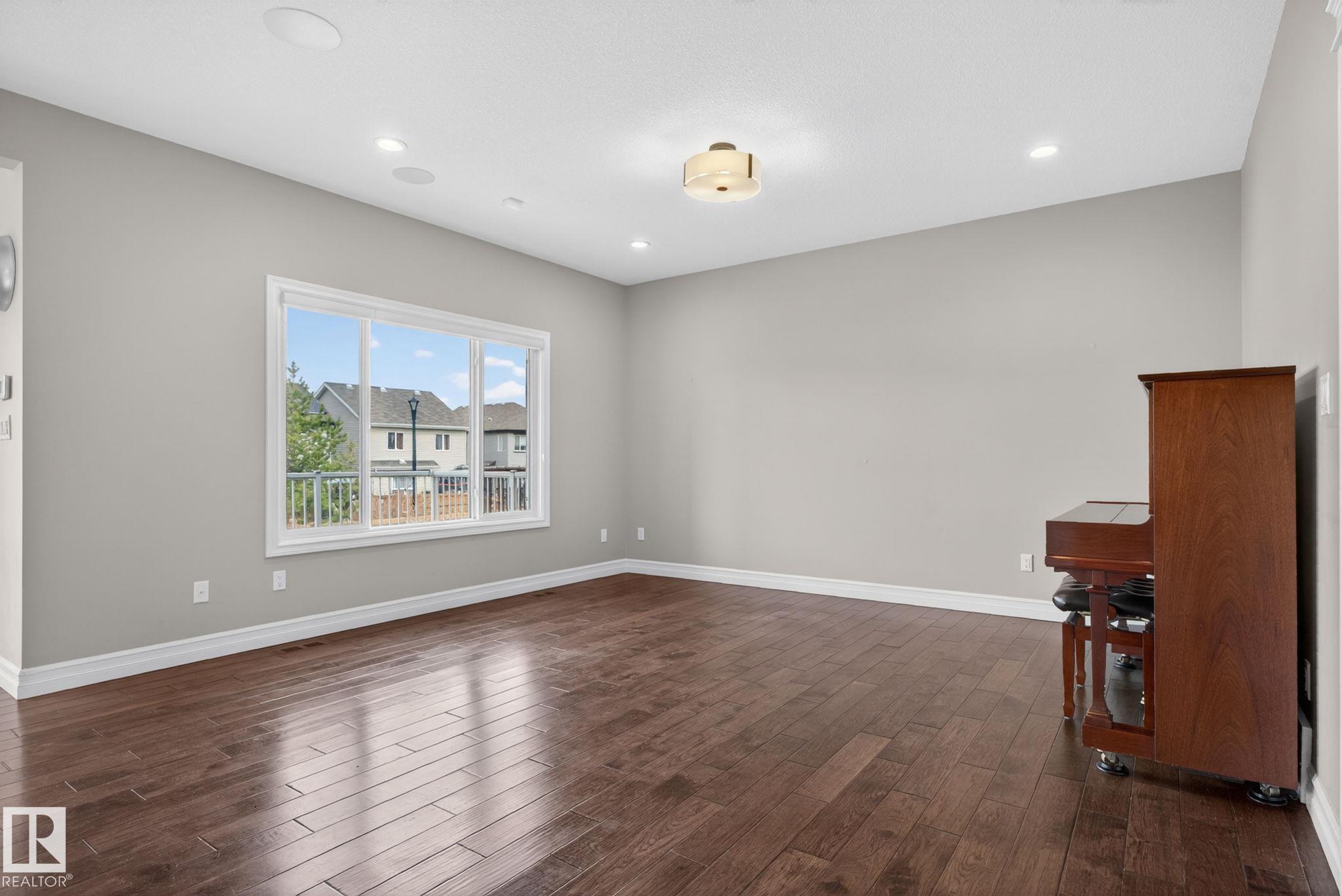 Photo 10 at 5928 19 Avenue SW, Walker, Edmonton