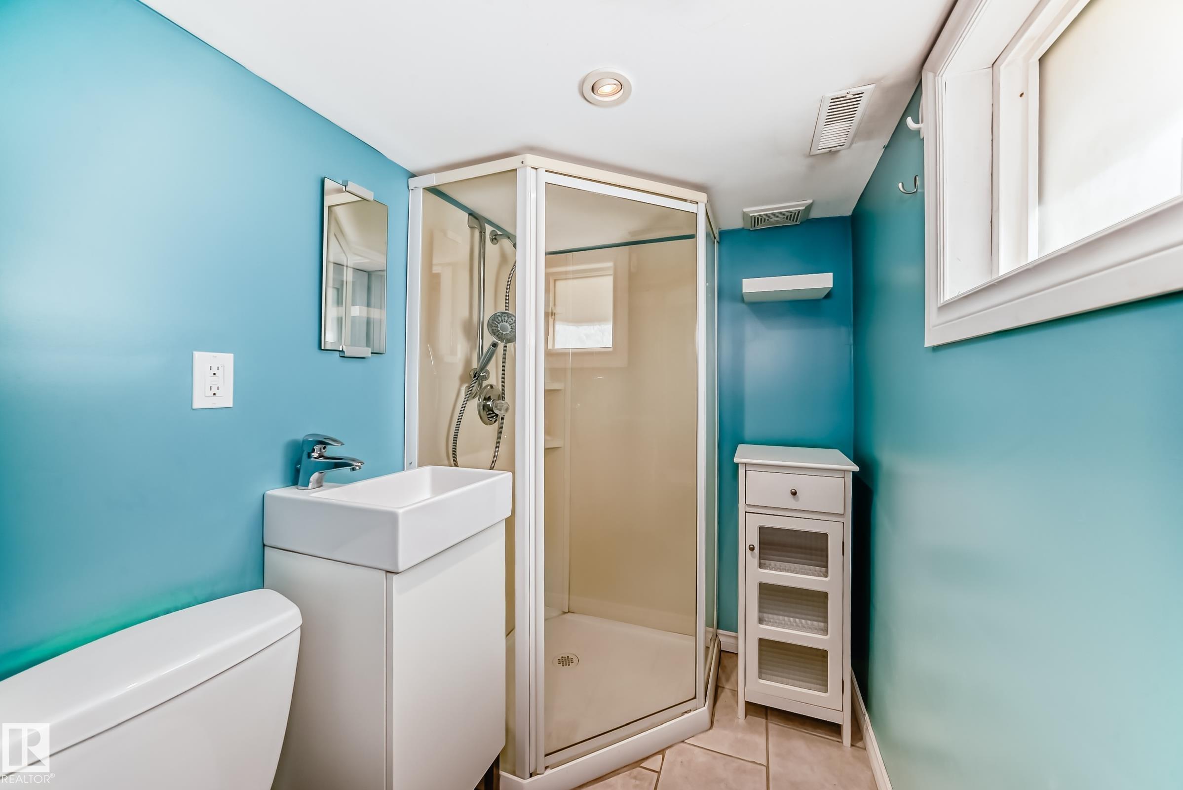 Photo 29 at 11942 62 Street NW, Montrose, Edmonton