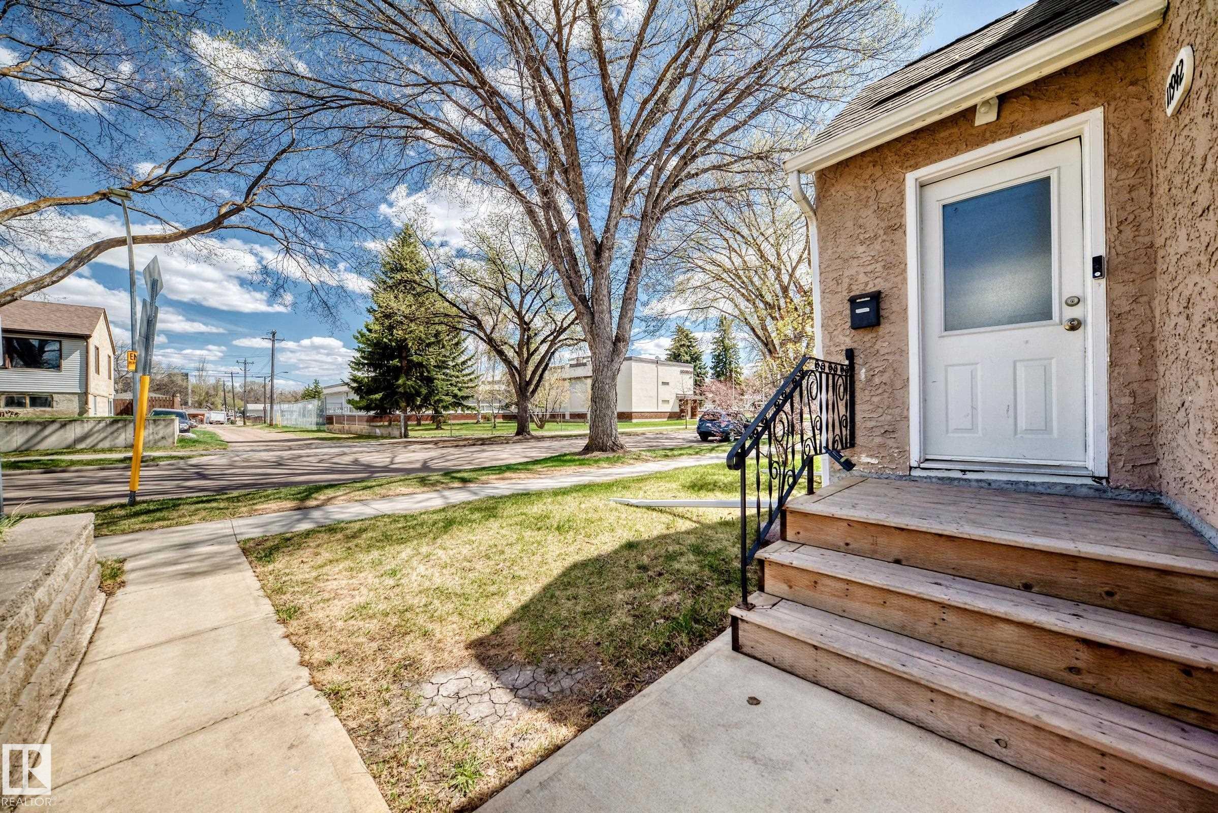11942 62 Street NW, Montrose, Edmonton