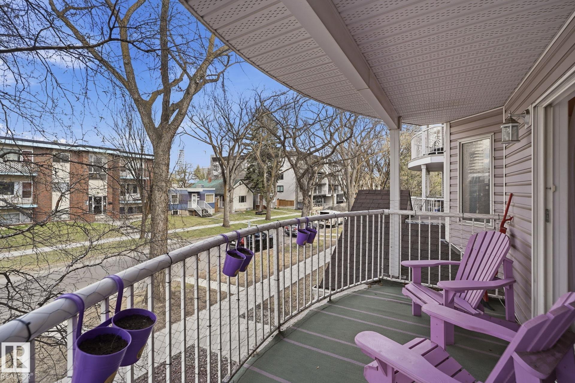 WELCOME to THE ANDROSS in GARNEAU. This 2ND FLOOR, RENOVATED 2 BEDROOM, 2 FULL BATHROOM condo is spacious, bright, and full of character. Ideally located within walking distance to the University Hospital and U of A Campus, this home is ideal for Graduate Students, Medical Professionals, and Investors alike. Open concept where the Living room (w/ brand new fire place), Dining area, and Kitchen all seamlessly flow together. Lots of windows create a bright peaceful space, perfect for unwinding after a long day.  Large balcony is a great spot to enjoy to our beautiful summers. This unit also offers IN-SUITE LAUNDRY and STORAGE, which always comes in handy with condo living.  Enjoy heated & secure underground parking and with only a handful of units in the building, it has a quiet community like feel.  Love having the River valley system just steps away and all the excitement of Old Strathcona. (Condo fee: $794.85 incl: Heat/Water/Sewer, Professional Mgmt; Reserve Fund Contribution; etc)