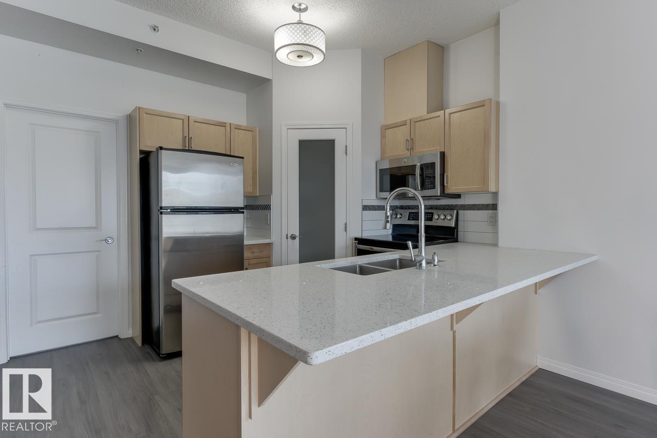 https://zimg.paragon.ice.com/ParagonImages/Property/PM/RAE/225399983/7/0/0/403491118ca883ee807fc14249e9a062/1/44efecda3f0a9bc452065b3b59a3af6b/225399983-2B84EE8F-4CA6-4FDE-8D83-FB632370520F.JPG