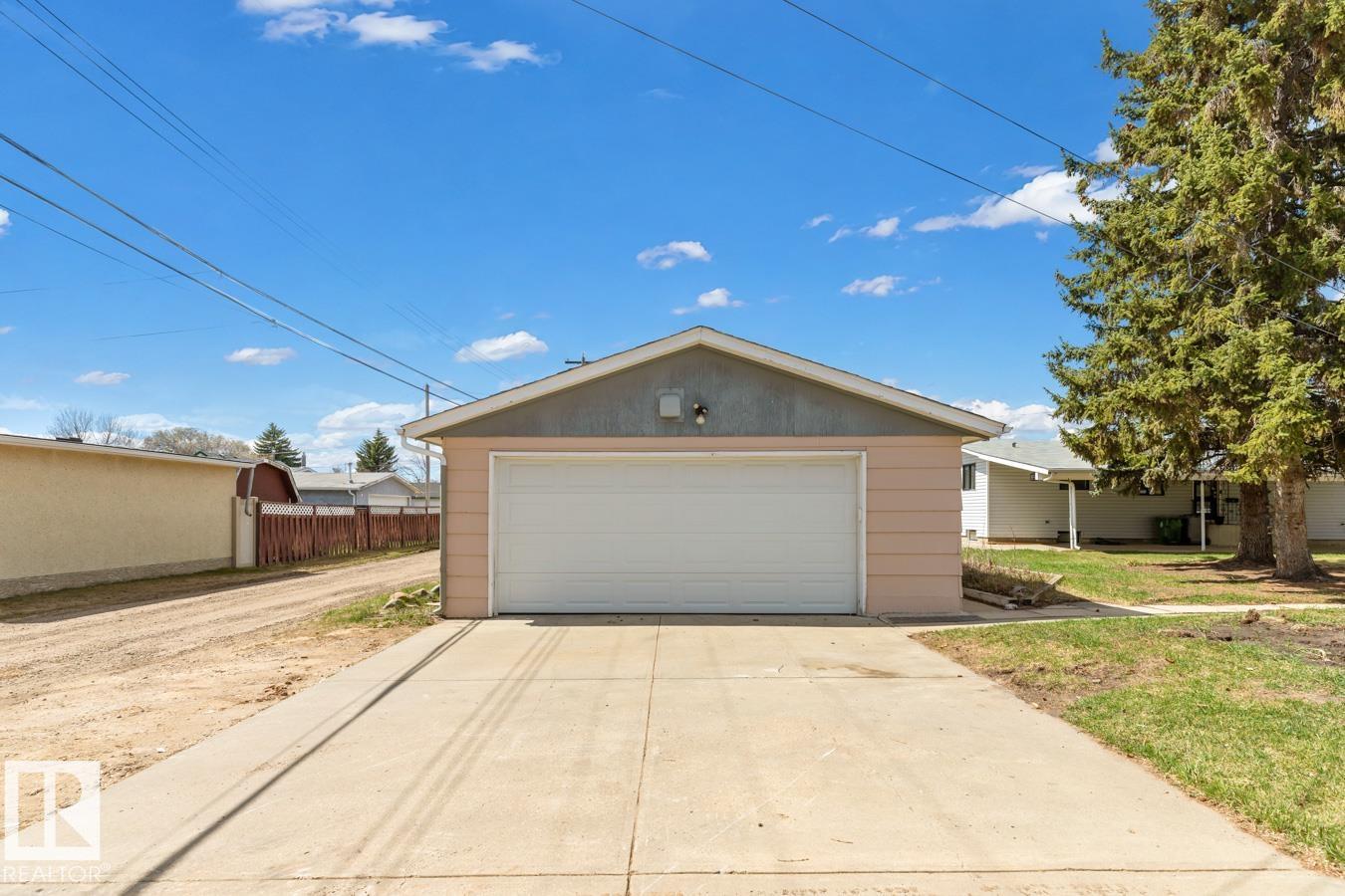 Photo 37 at 10103 104 Avenue, Morinville