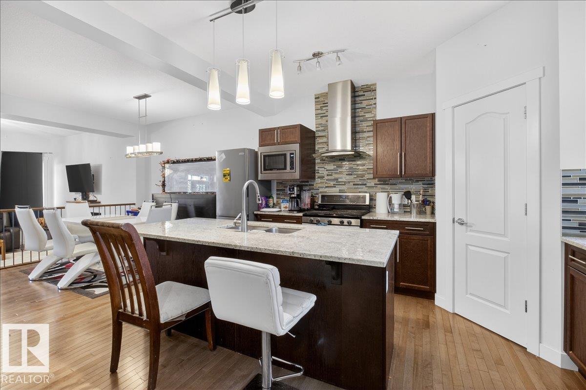 https://zimg.paragon.ice.com/ParagonImages/Property/PM/RAE/225399994/14/0/0/b8ef2761959630519aa3aa462a9fd91c/1/afd7f82db753ff80aa0d5a9c64231a4d/225399994-FC0E59B8-E21A-4A53-BF31-0DCE91BD7639.JPG
