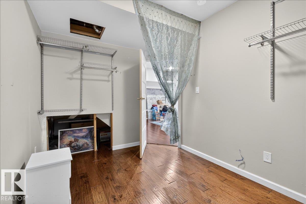 https://zimg.paragon.ice.com/ParagonImages/Property/PM/RAE/225399994/33/0/0/0bb35cd8f0a2efe52a79b5a103483904/1/afd7f82db753ff80aa0d5a9c64231a4d/225399994-330808F0-2505-4878-810D-6B5AEB98E20D.JPG