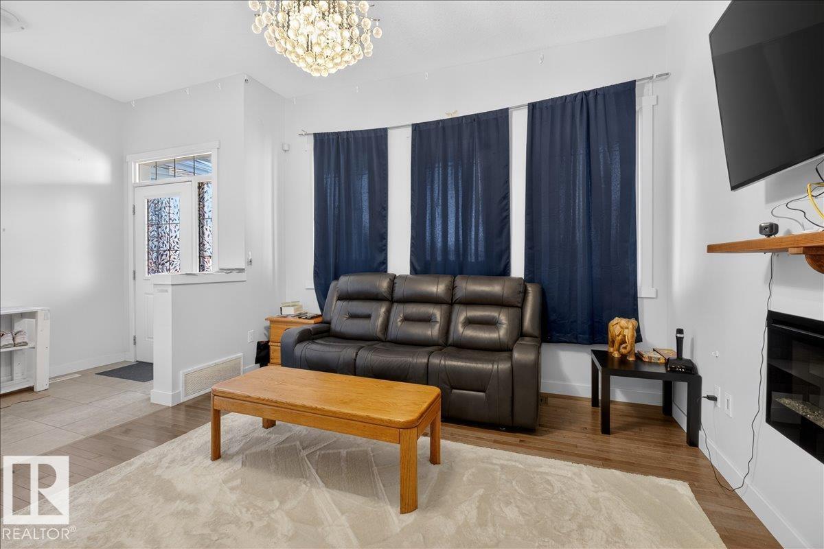 https://zimg.paragon.ice.com/ParagonImages/Property/PM/RAE/225399994/9/0/0/4ff229952e351cbe7d6ec82e05db8ab7/1/afd7f82db753ff80aa0d5a9c64231a4d/225399994-71EF6DF2-3237-4754-9181-A2716F8DB225.JPG