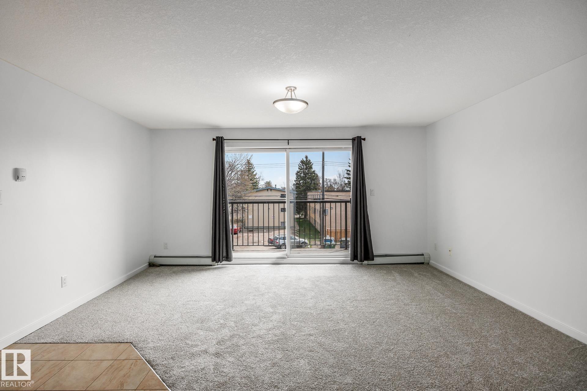 https://zimg.paragon.ice.com/ParagonImages/Property/PM/RAE/225399996/12/0/0/596b78c9154db2c146ab235d024f7b88/1/febbc6099184177891a6125945cfeb75/225399996-3623b792-c7e7-4c1a-a107-dc758529c649.JPG