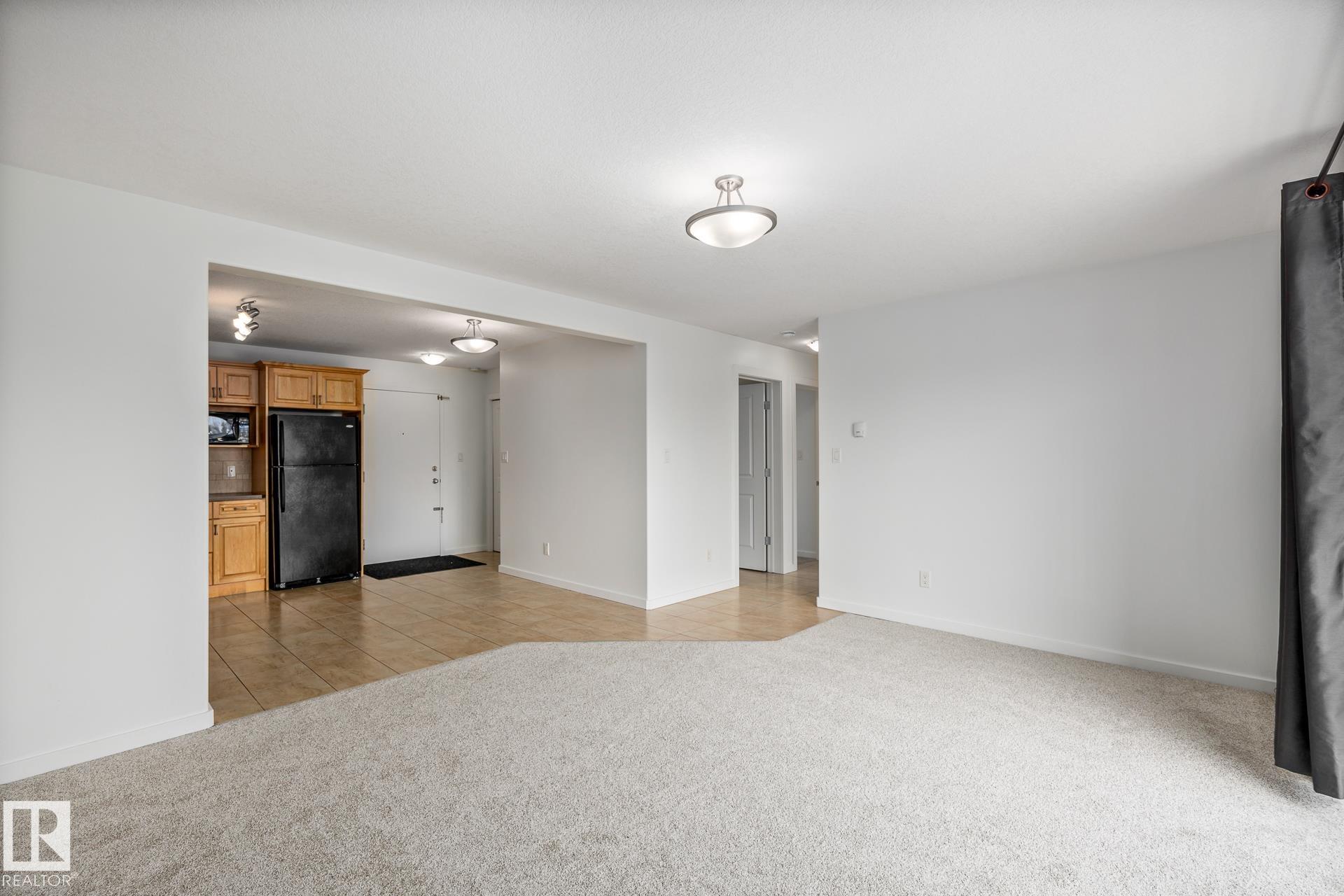 https://zimg.paragon.ice.com/ParagonImages/Property/PM/RAE/225399996/14/0/0/623eb11e0f2058232fd250513849db9f/1/febbc6099184177891a6125945cfeb75/225399996-cb02dffa-d833-42aa-b3b5-b7156e1a668b.JPG