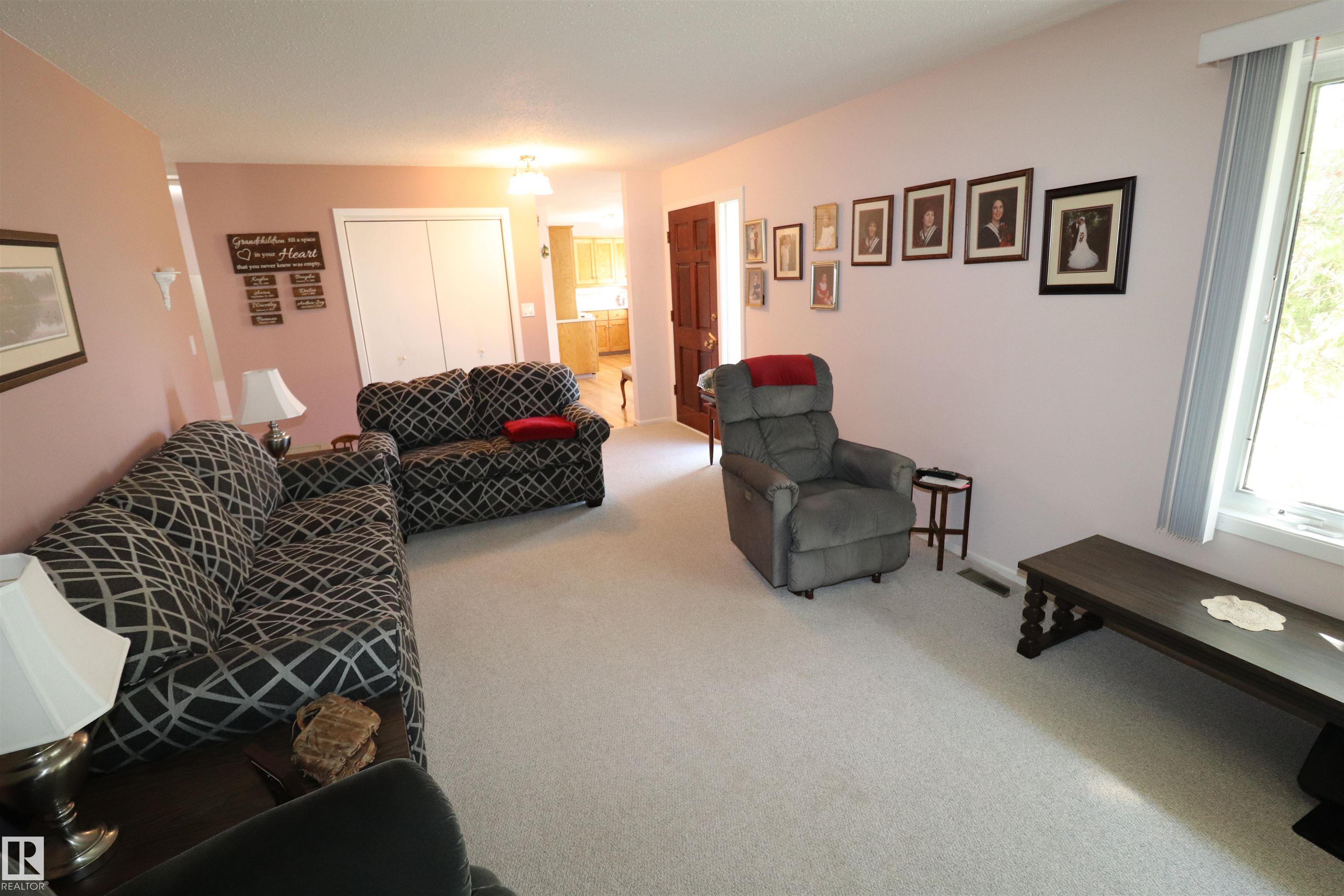 Photo 8 at 1 - 22348 Twp Road 512, Marvin Gardens, Rural Strathcona County