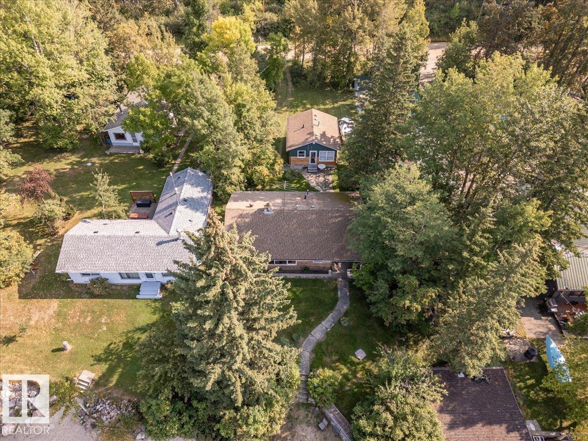 60 Beach Avenue, Itaska Beach, Rural Leduc County