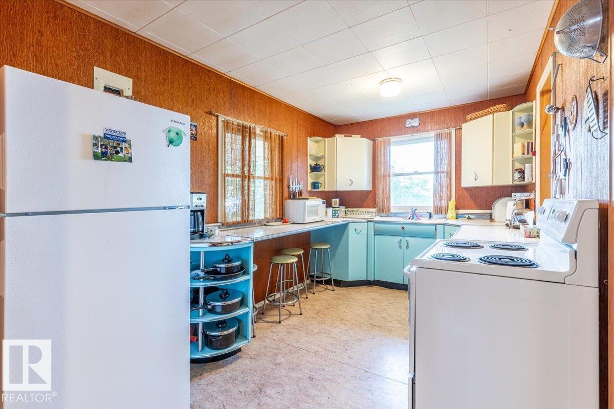 Photo 12 at 60 Beach Avenue, Itaska Beach, Rural Leduc County