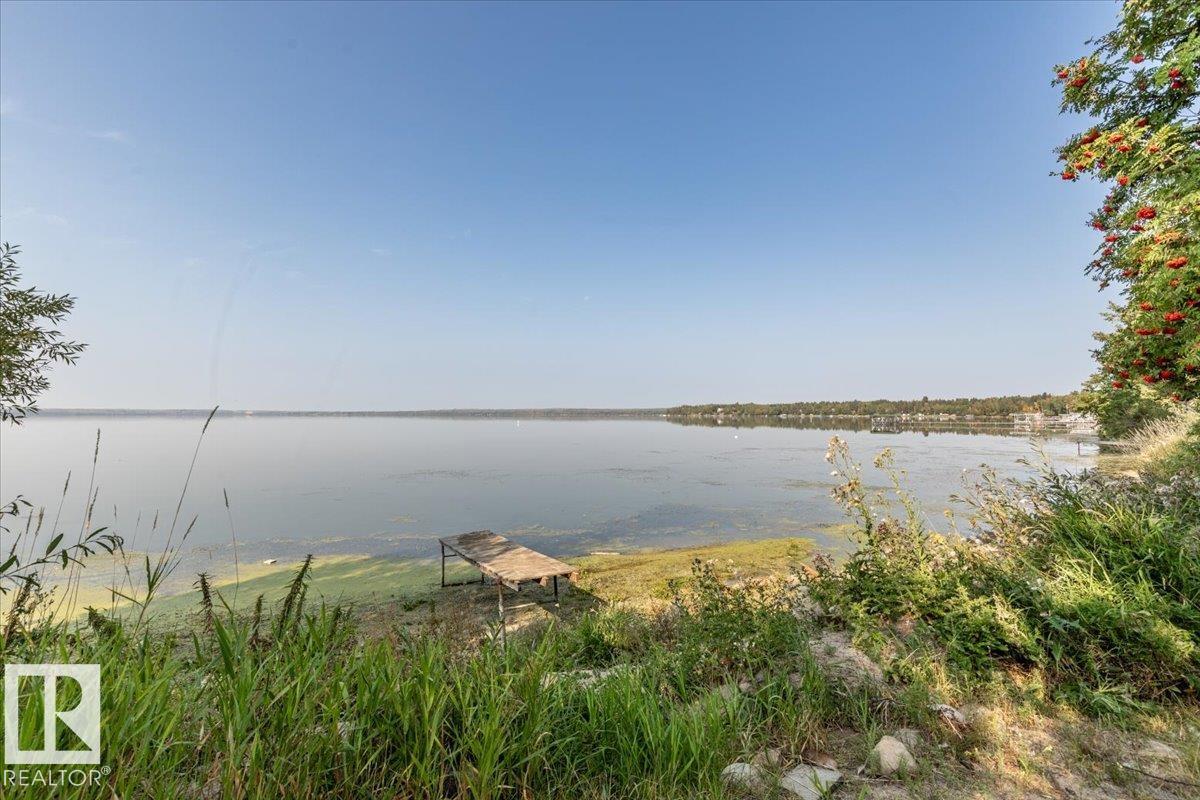 60 Beach Avenue, Itaska Beach, Rural Leduc County