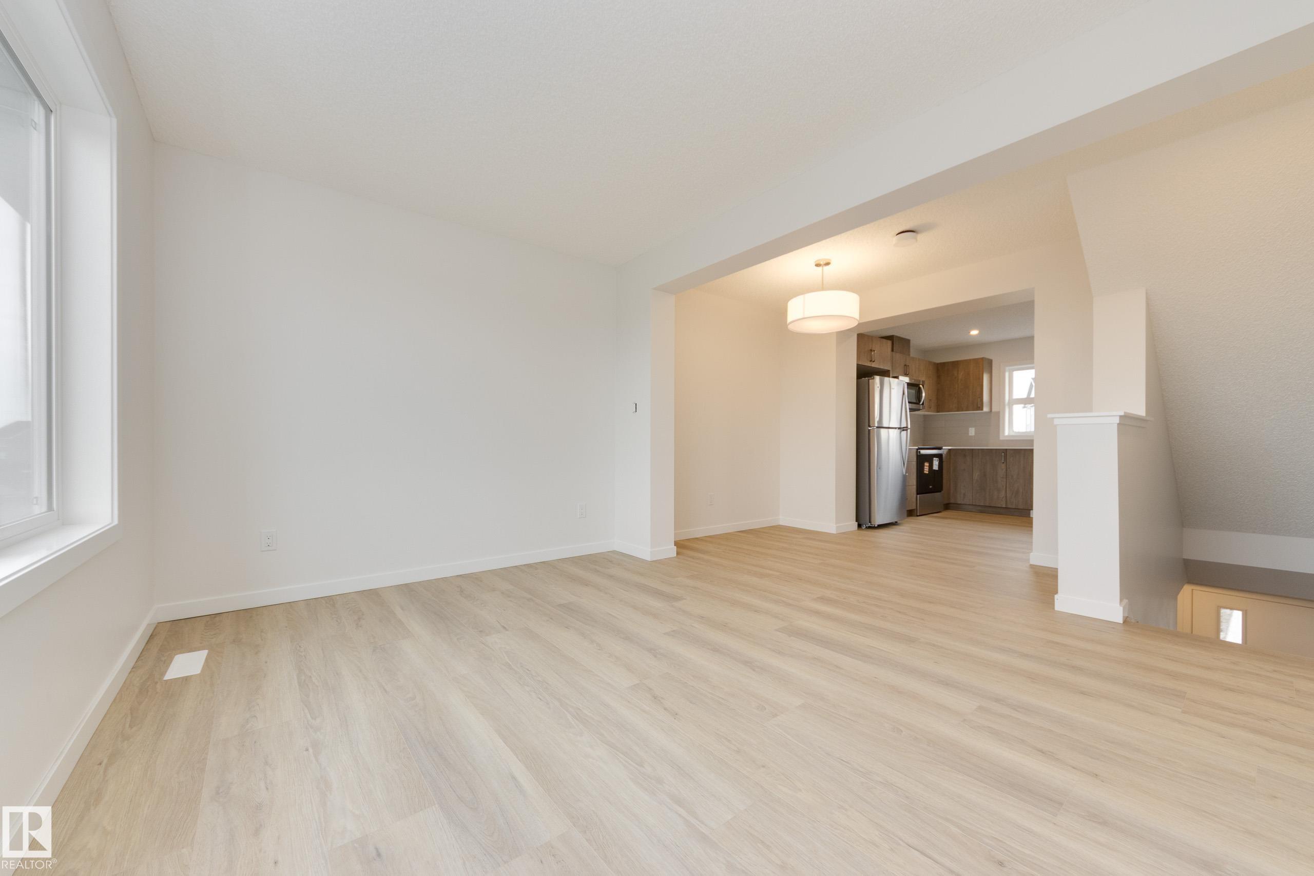 Picture for 17233 4 ST NW