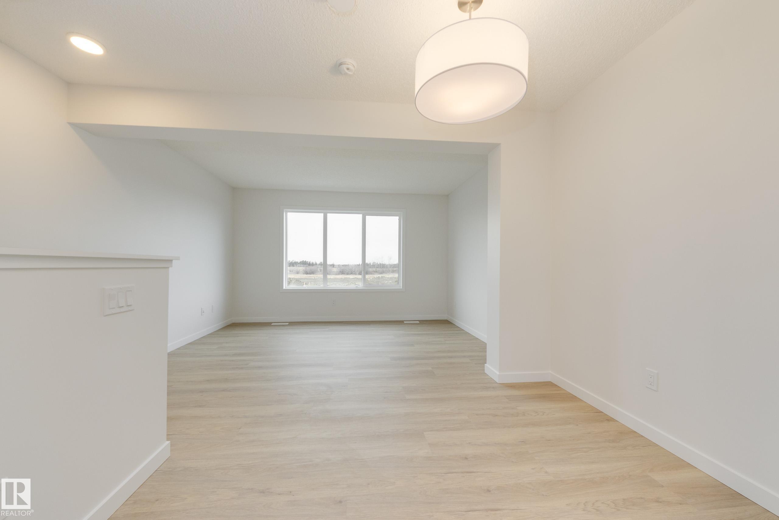 https://zimg.paragon.ice.com/ParagonImages/Property/PM/RAE/225400033/11/0/0/7875251f438cc05ff9542aa1d237a133/1/8b2d866d47dcc5b012c2d6e1caac4802/225400033-3877D54E-28AA-4C3D-9A08-287810D8774F.JPG