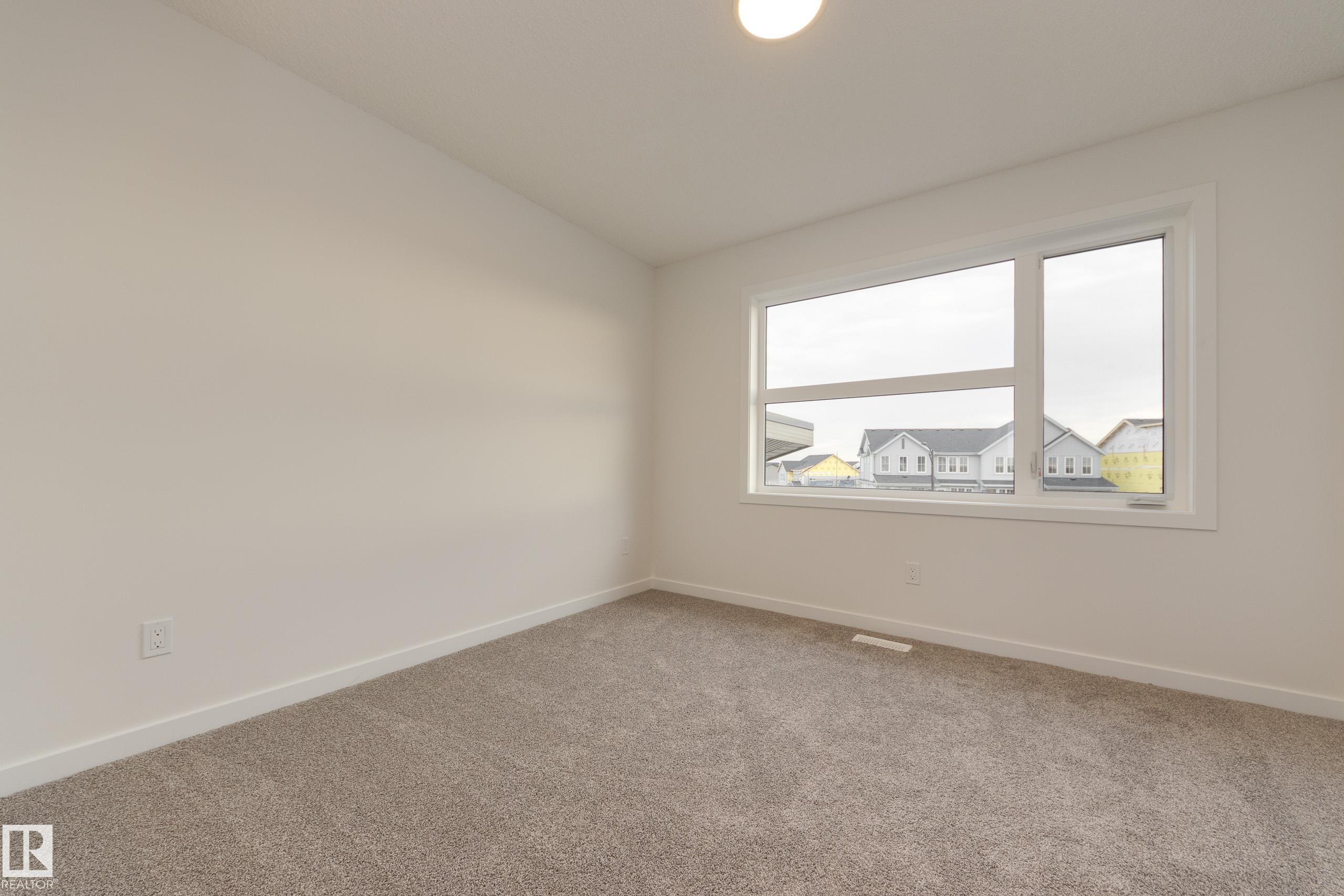 https://zimg.paragon.ice.com/ParagonImages/Property/PM/RAE/225400033/20/0/0/45aa56b670b90820a21740abd87431e0/1/8b2d866d47dcc5b012c2d6e1caac4802/225400033-461E6BB9-7886-43F7-A897-98568716EDD1.JPG
