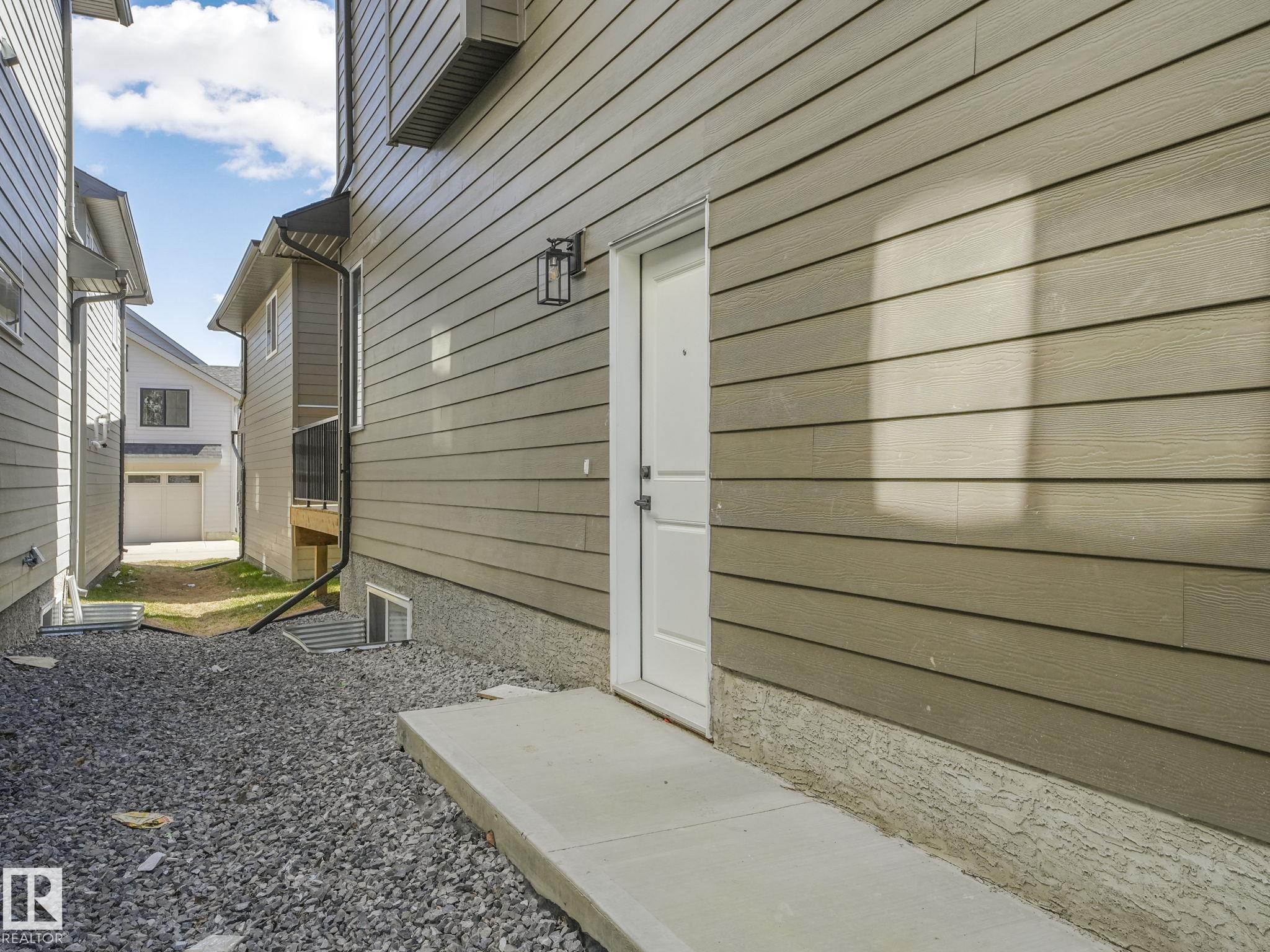6125 Crawford Drive SW, Chappelle Area, Edmonton