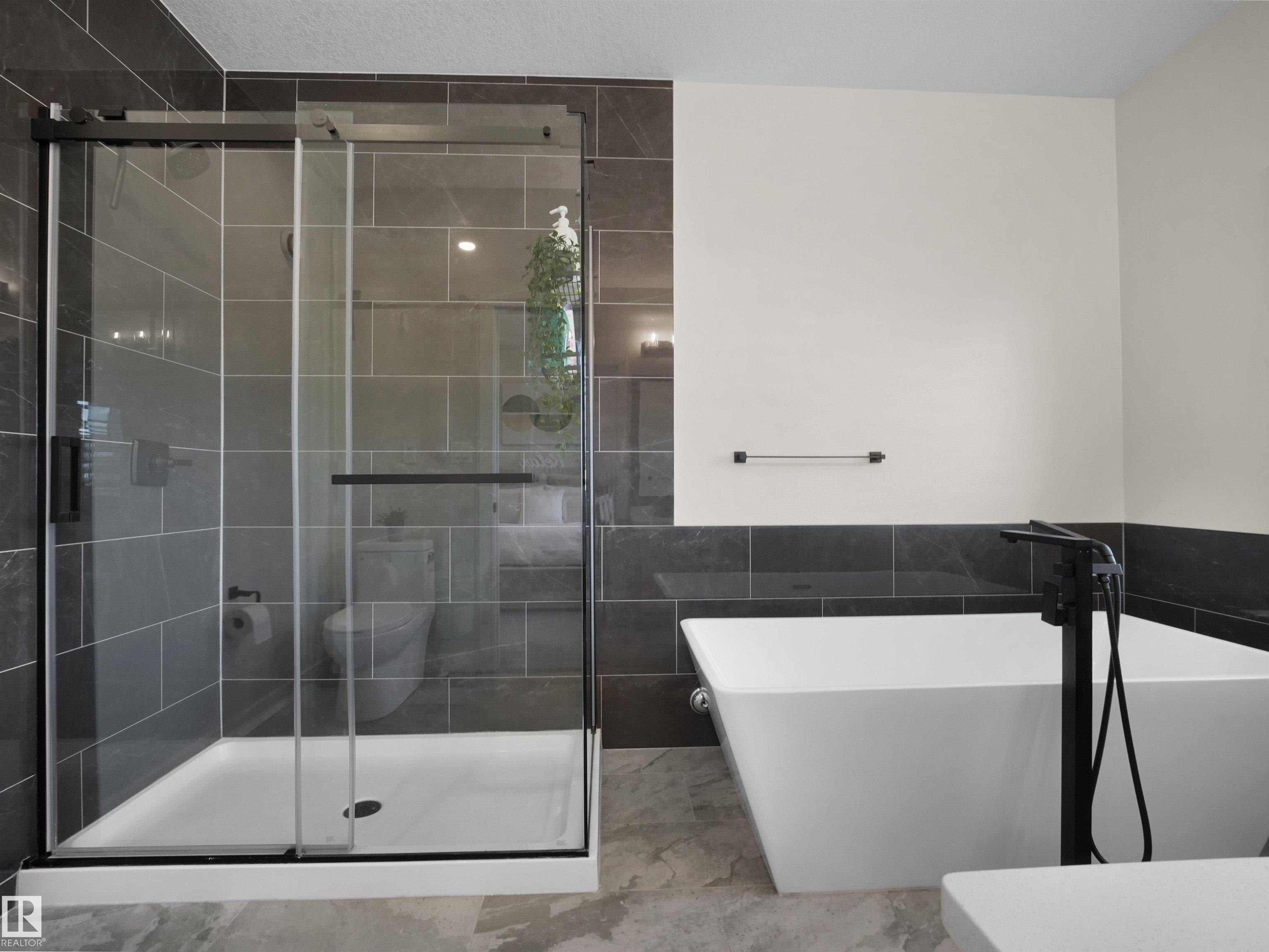 Photo 48 at 821 Morris Avenue, Meadowview Park, Leduc