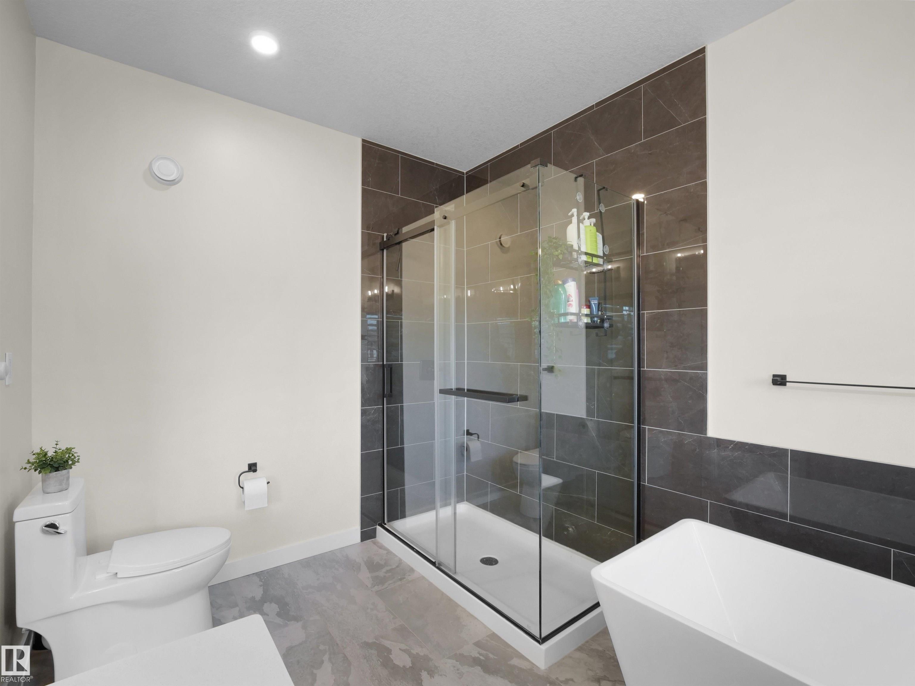 Photo 51 at 821 Morris Avenue, Meadowview Park, Leduc