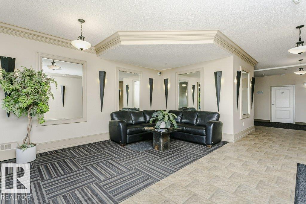 323 - 16807 100 Avenue NW, Glenwood, Edmonton