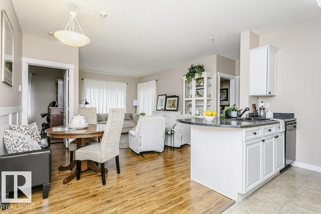 Photo 12 at 323 - 16807 100 Avenue NW, Glenwood, Edmonton