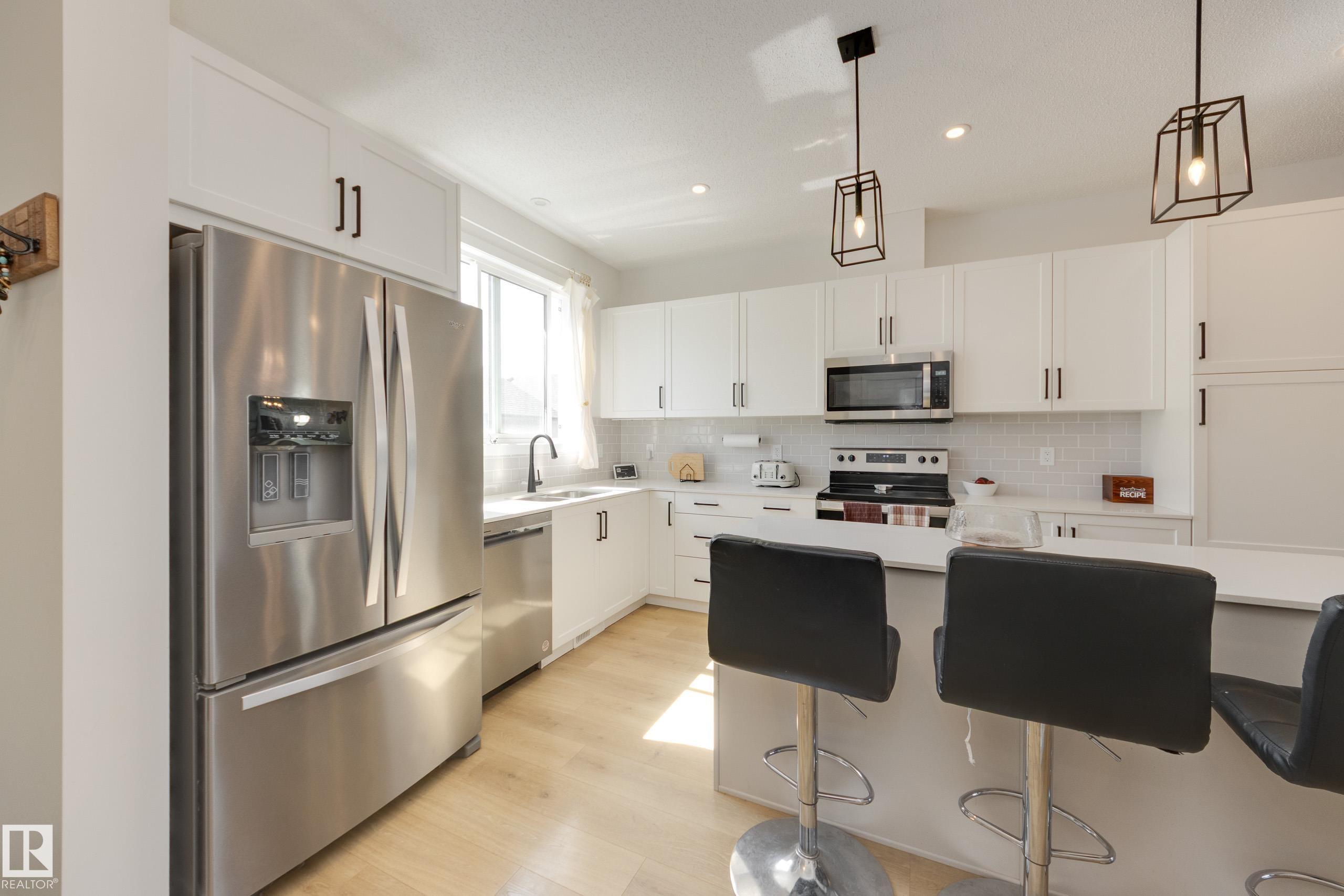 https://zimg.paragon.ice.com/ParagonImages/Property/PM/RAE/225400072/19/0/0/06c6556769997a35a9fdbd64de195600/1/10c2a990acee9a2b5d3abe8c6fe80339/225400072-aba8c004-51dc-4ba6-97b4-982d630f55a9.JPG
