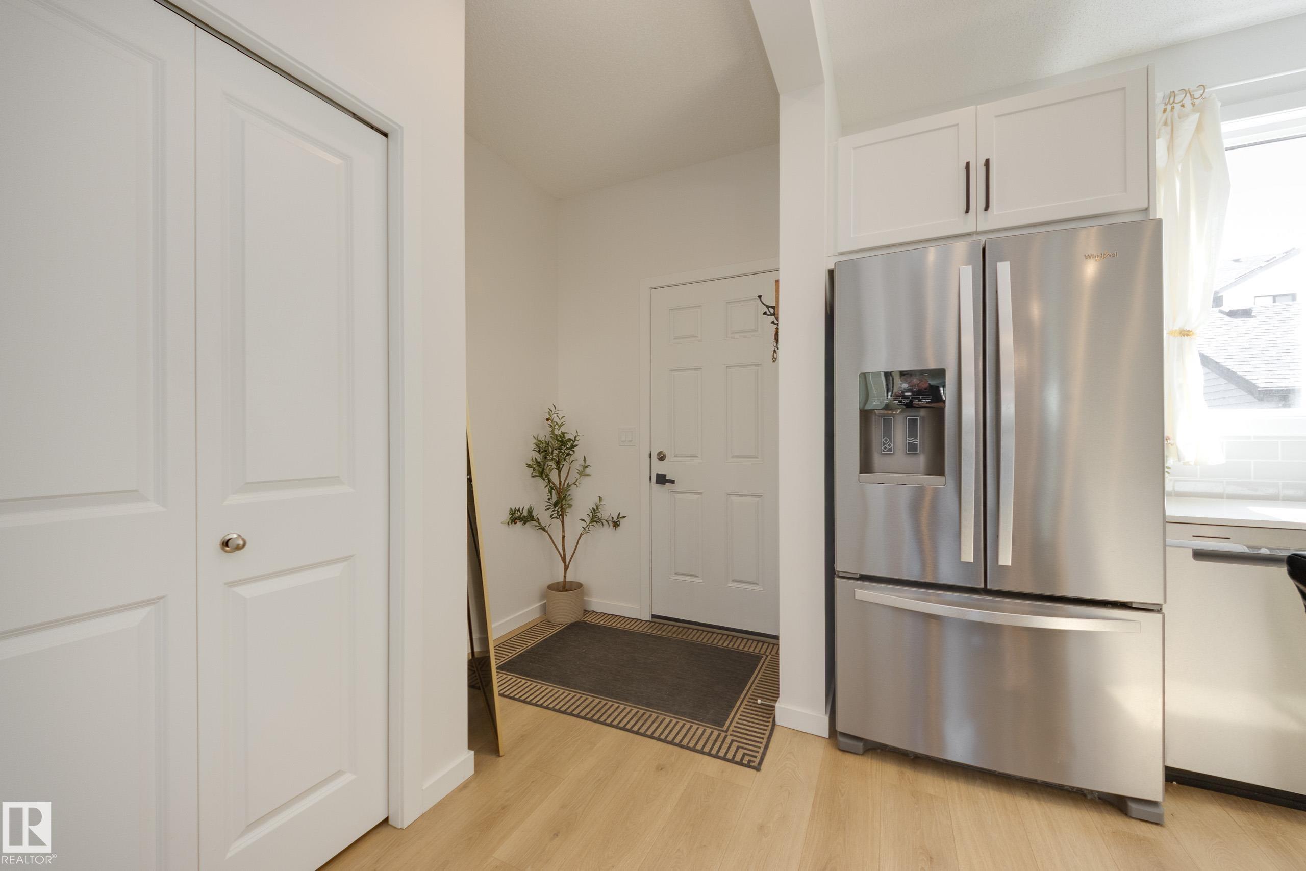 https://zimg.paragon.ice.com/ParagonImages/Property/PM/RAE/225400072/22/0/0/aad68105a42c38048353b5254bf9ecee/1/10c2a990acee9a2b5d3abe8c6fe80339/225400072-0555fa95-d52e-4aea-8baf-25dece3a2fae.JPG