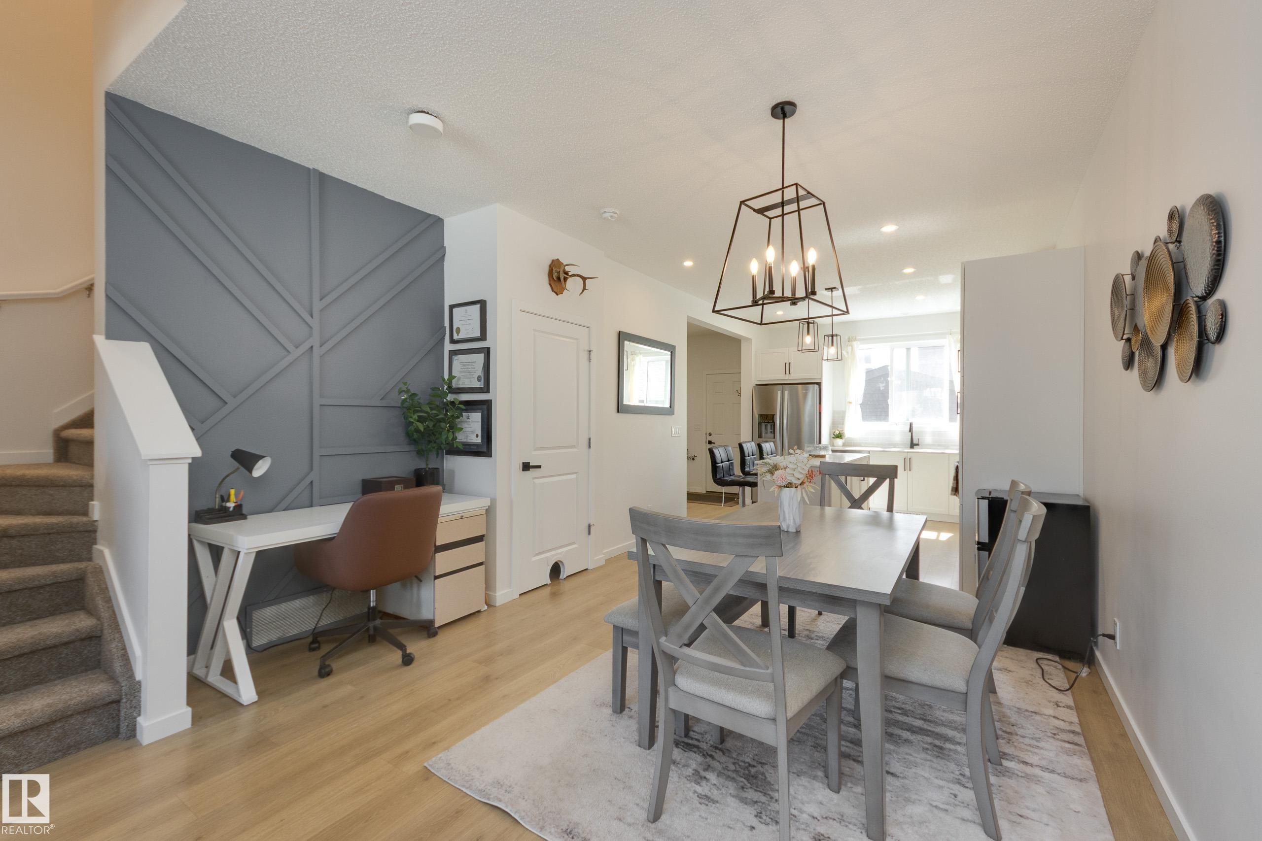 https://zimg.paragon.ice.com/ParagonImages/Property/PM/RAE/225400072/9/0/0/4c95c36aa7a2fa57a910ebee0d0d8d4f/1/10c2a990acee9a2b5d3abe8c6fe80339/225400072-4f6bfc8f-70ff-4003-b8fd-8c82f05cc310.JPG