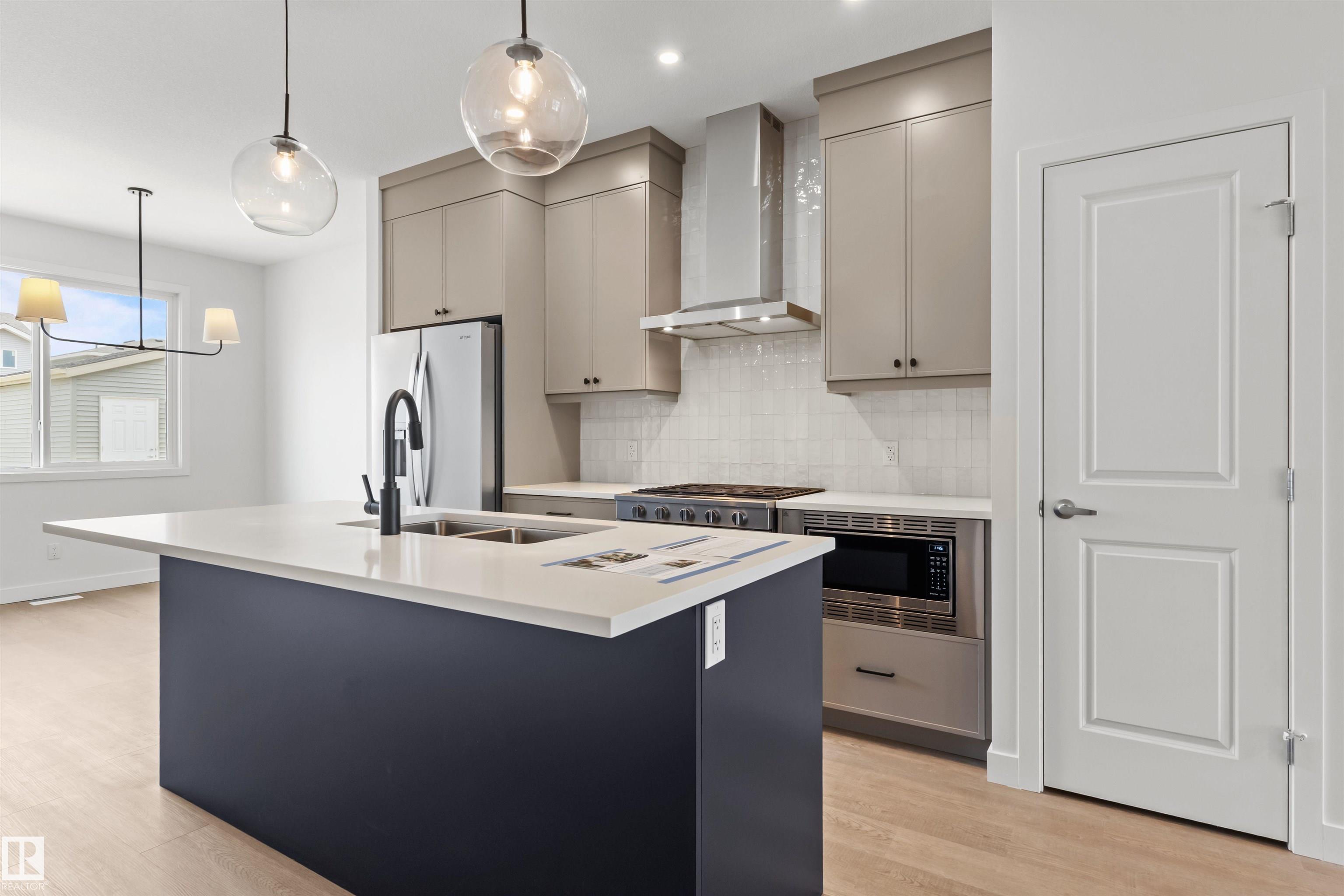 1217 Cristall Way SW, Chappelle Area, Edmonton