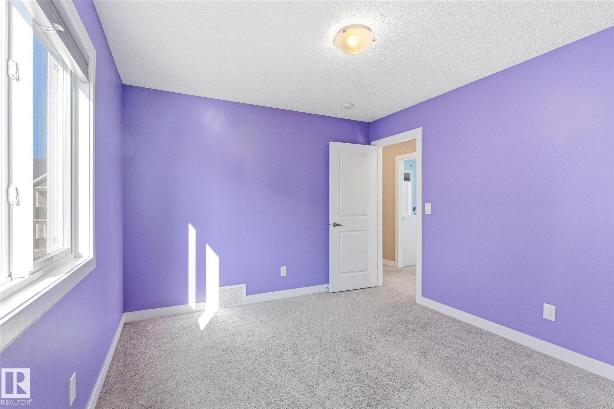 https://zimg.paragon.ice.com/ParagonImages/Property/PM/RAE/225400082/23/0/0/1b1ac78dbe9a73da807a6c8eafc0bd93/1/1c4b679bdf783c9a9e7c6bf3b7da6a75/225400082-f8744c81-b2c5-4613-abd7-113a13d096cb.JPG